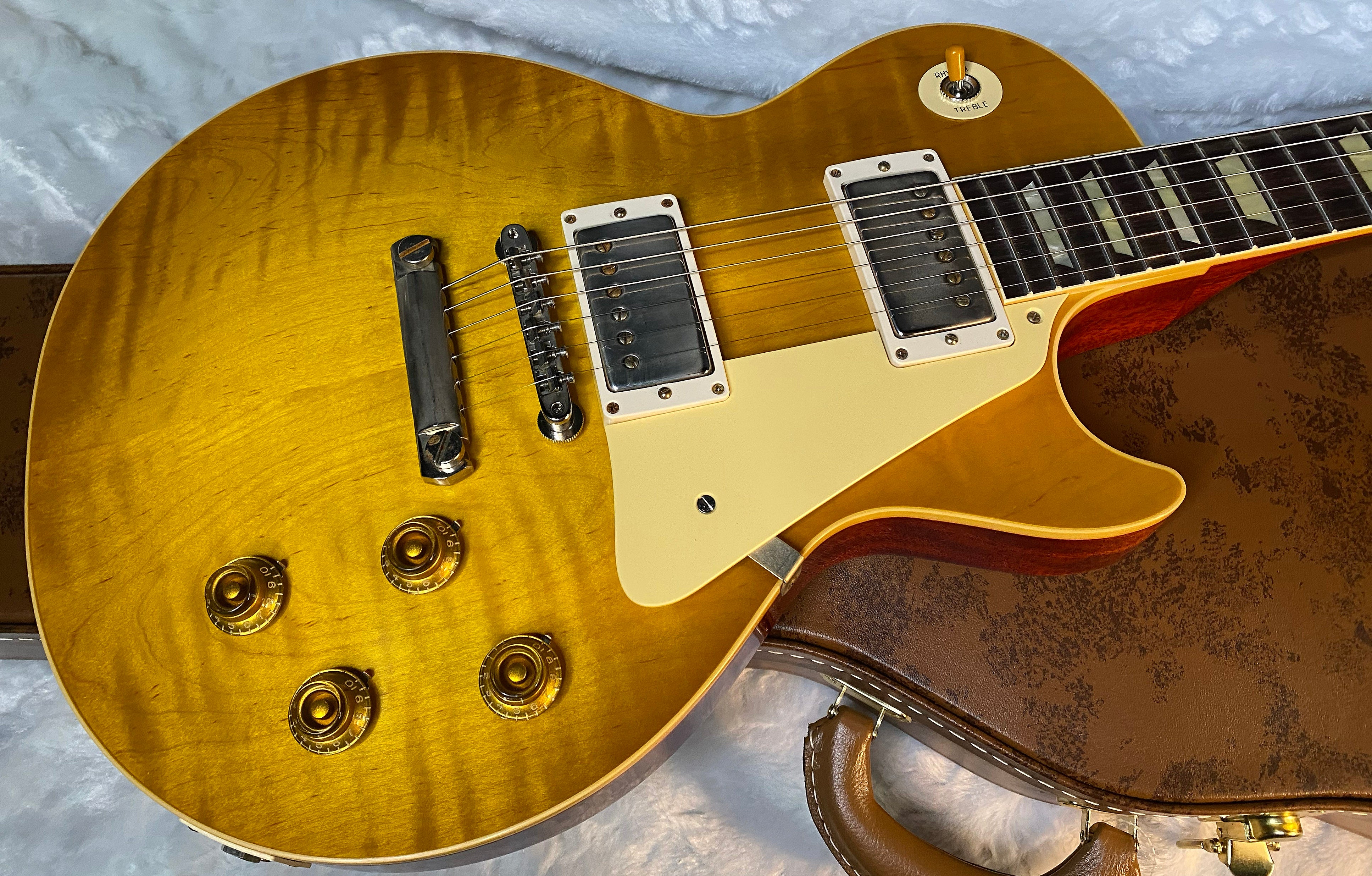 NEW ! Gibson Custom Shop '58 Les Paul Standard 1958 - Lemon Burst VOS - Beautiful Quilt / Flame Top - Authorized Dealer -8.7lbs - G06001