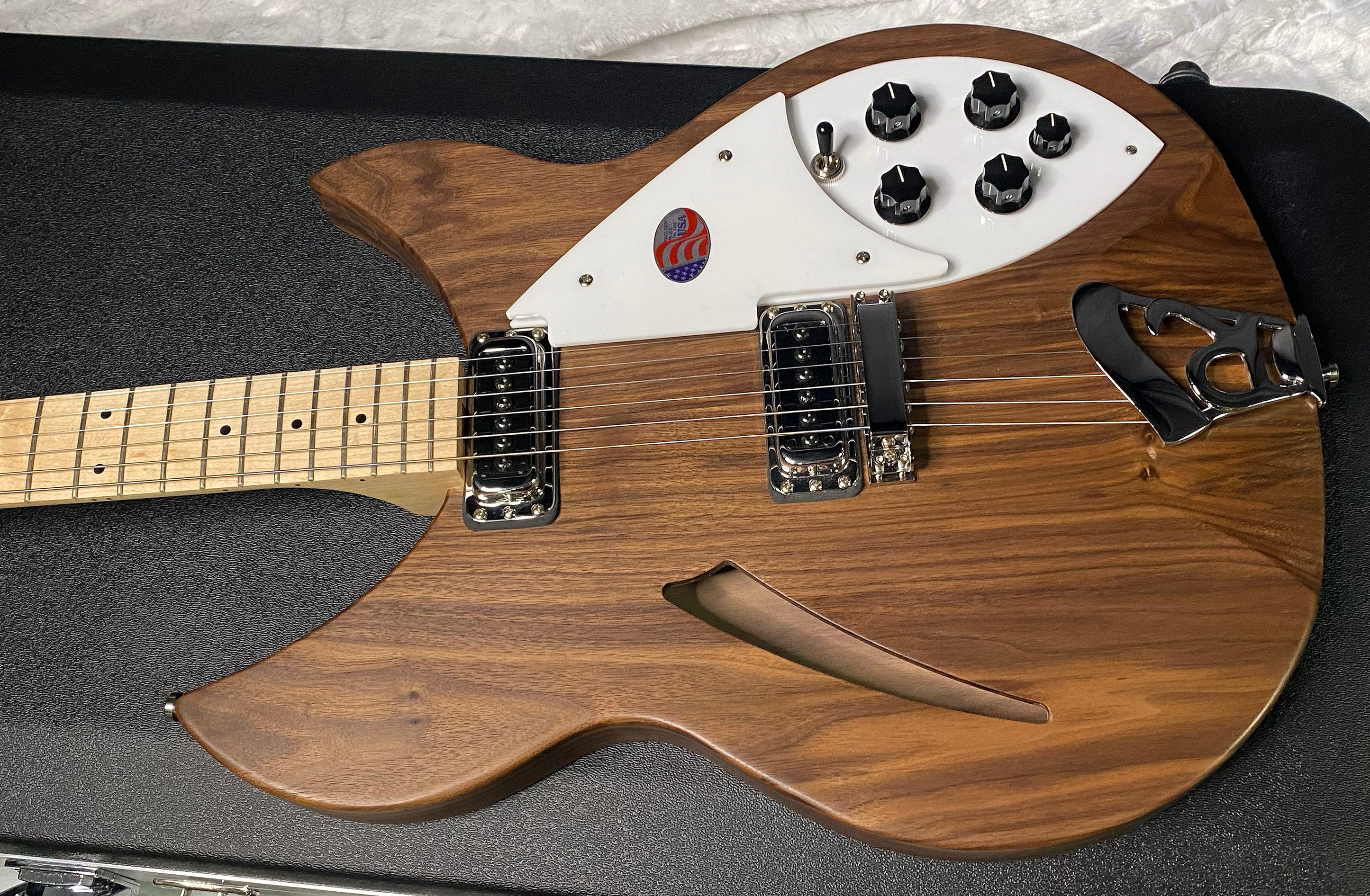 NEW! Rickenbacker 330W Walnut - Semi Hollow Electric Guitar - Authorized Dealer - 7.1 lbs - G07464