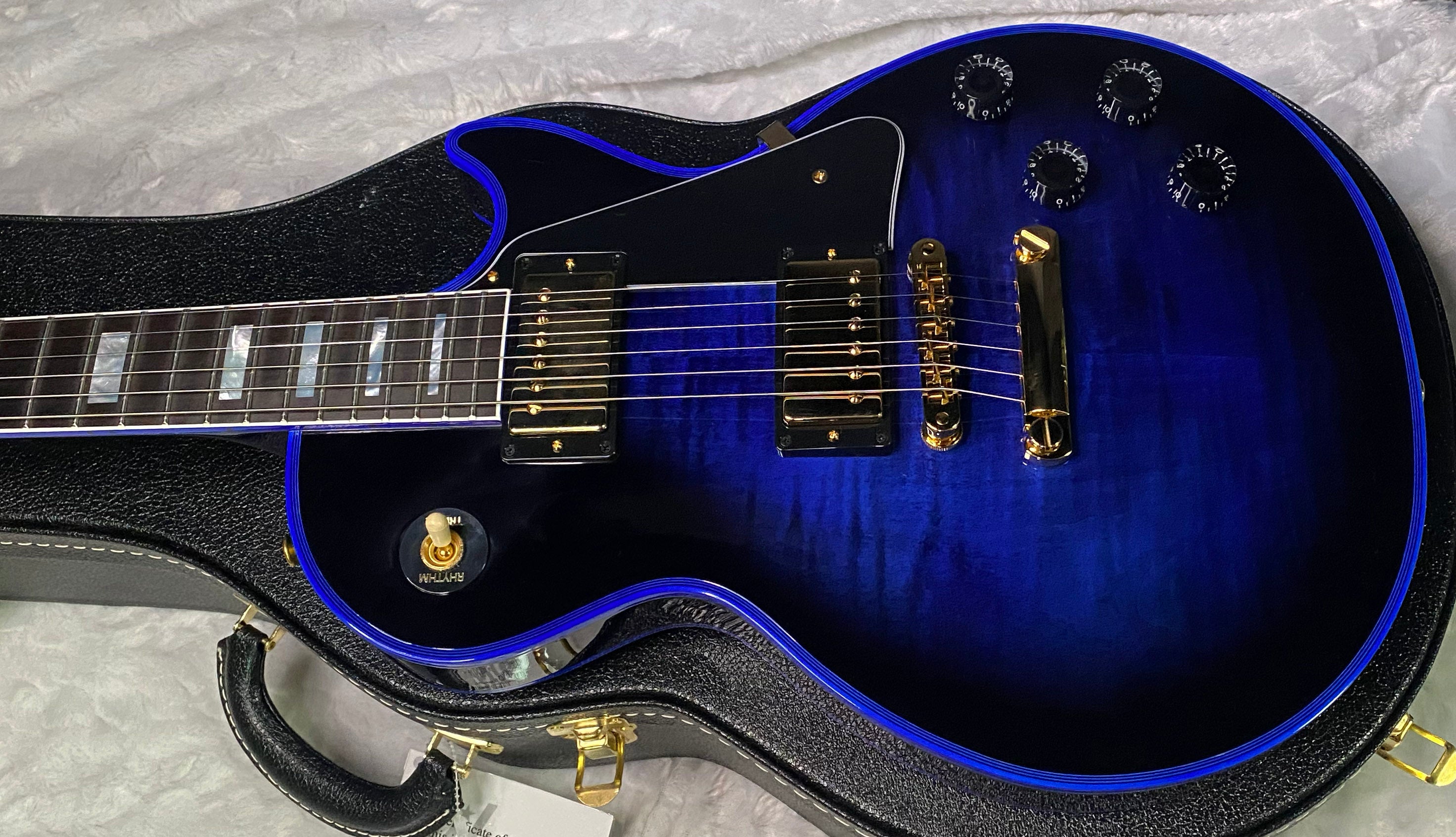 NEW! Gibson Dealer Select Custom Shop Les Paul Custom Blue Widow AAA Figured Flame Top - Authorized Dealer - 10.2lbs - G07460