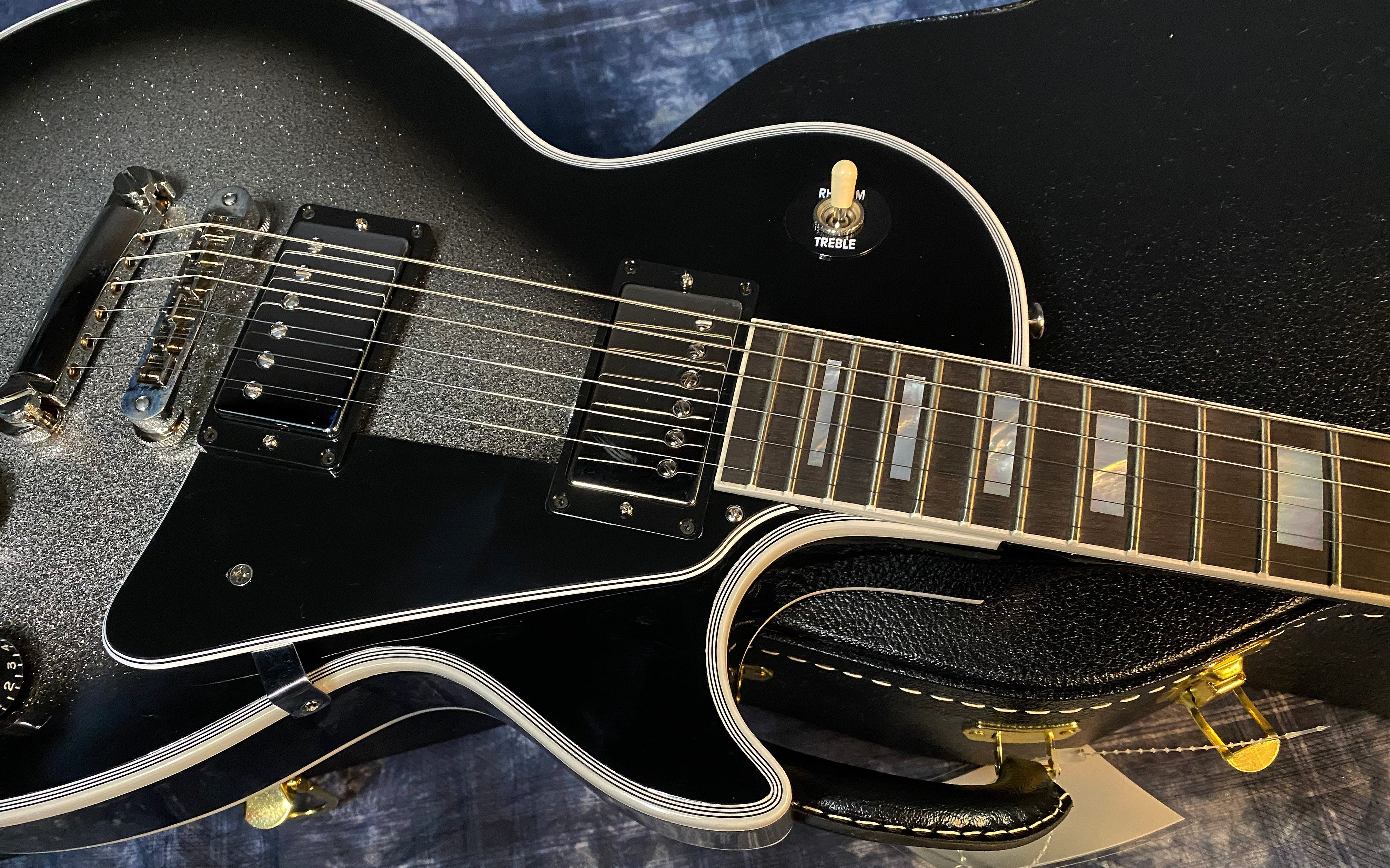 NEW! 2024 Gibson Custom Shop Les Paul Custom - Authorized Dealer - Silver Sparkle Burst - Super RARE! 10 lbs of LP Tone! - G04665