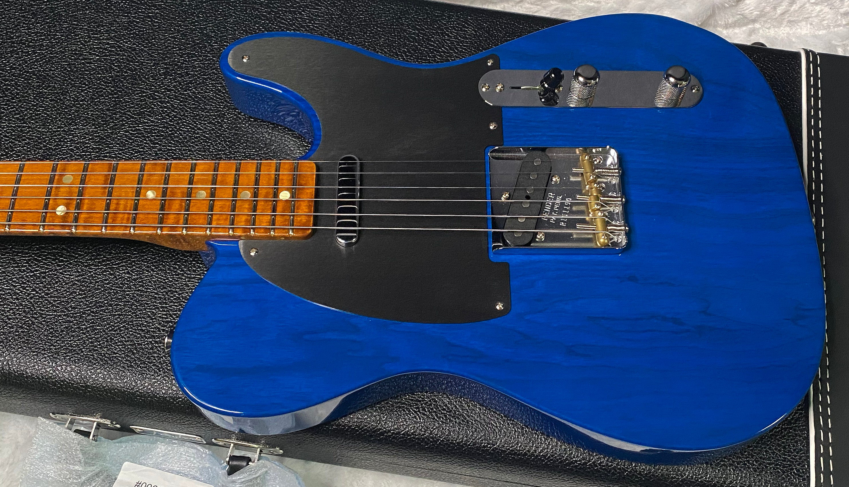 NEW ! Fender American Custom Telecaster NOS - 1-Piece Roasted AAA Flame Maple Neck Fingerboard - Sapphire Blue Transparent - Authorized Dealer - 7.4 lbs - G07467