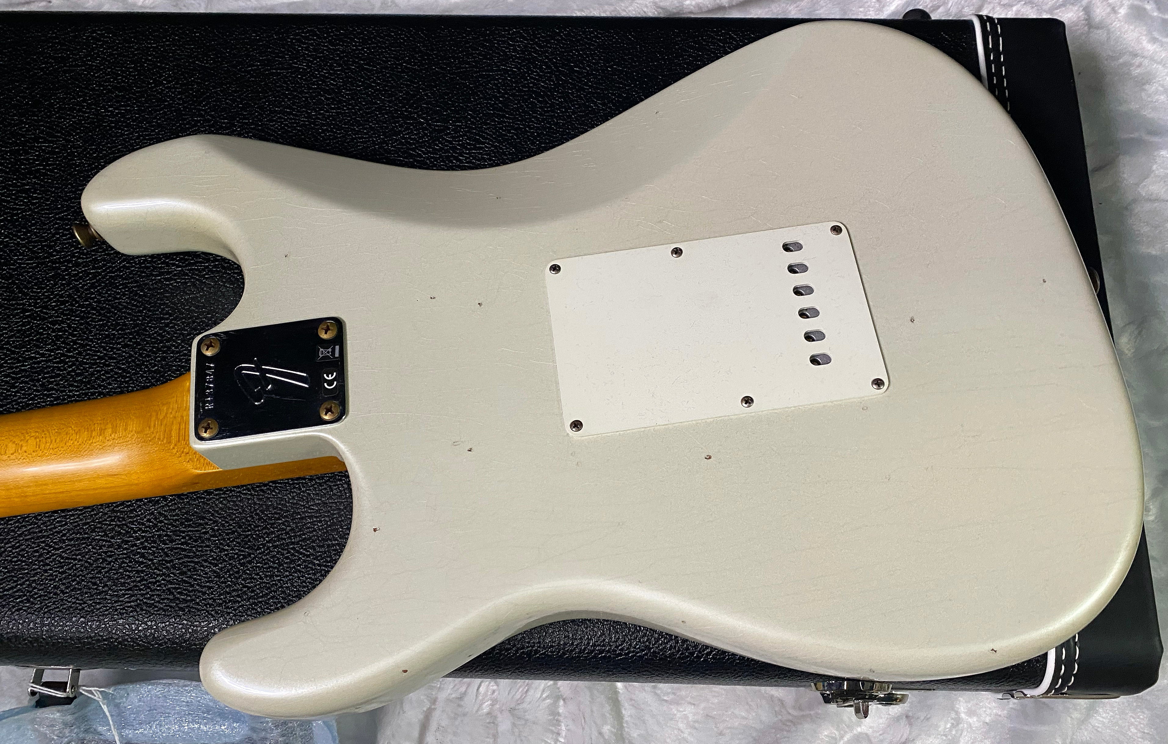NEW! Fender Custom Shop Special Run '69 Stratocaster Journeyman Relic - Handwound P/U's - Aged Frost White Pearl - Reverse Headstock - 8lbs - Authorized Dealer - SUPER RARE! G07472