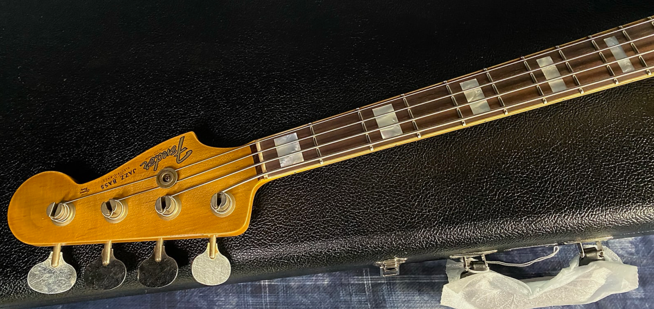 NEW ! Fender Custom Shop Limited Edition Custom Jazz Bass Heavy Relic - Aged Black - Authorized Dealer - G02846 - 9.5lbs