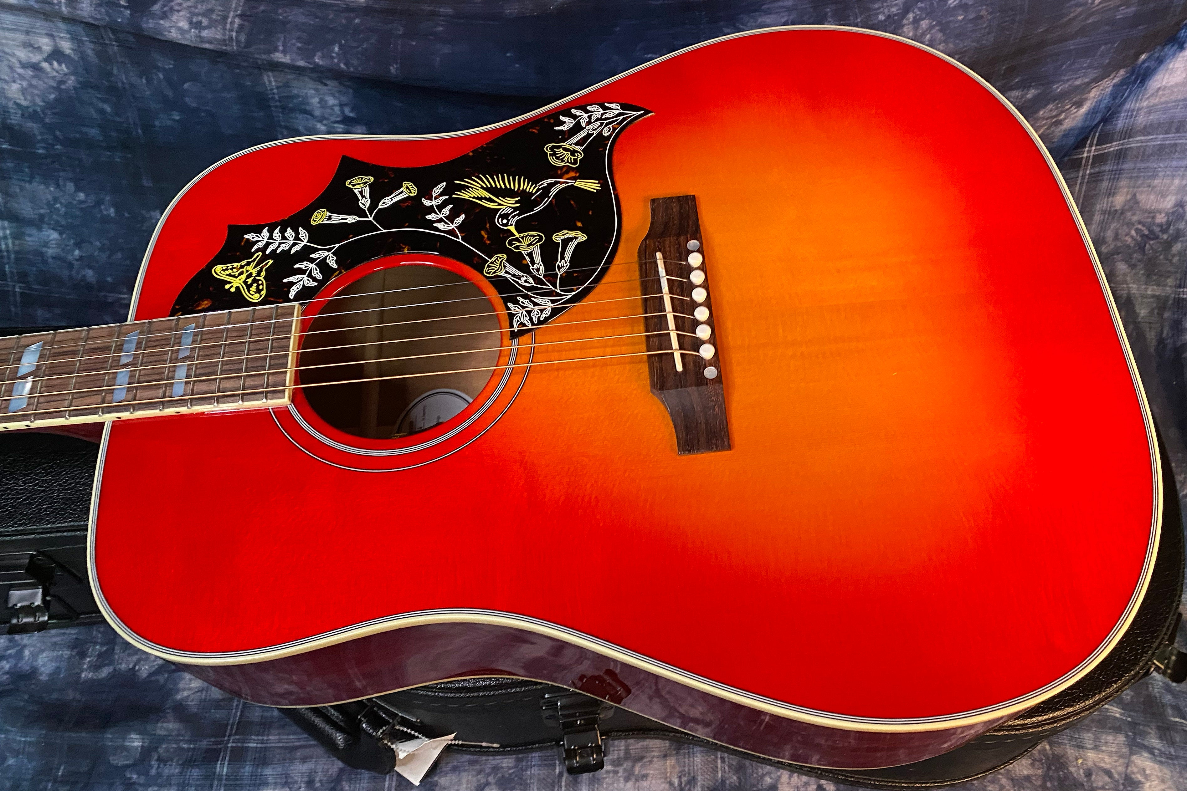 NEW! 2024 Gibson Hummingbird Standard Vintage Cherry Sunburst - Authorized Dealer - Warranty - 4.95lbs - G04359