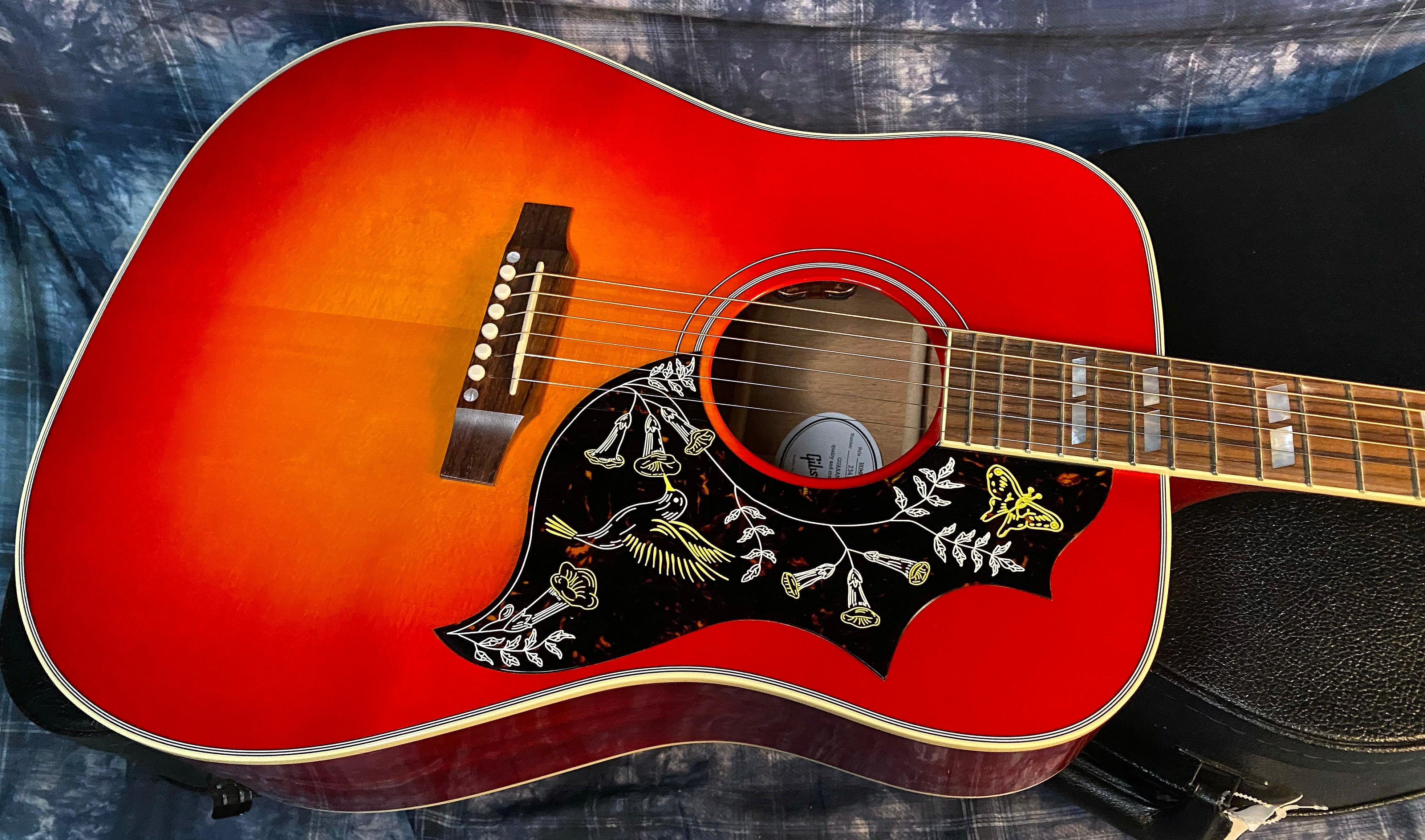 NEW! 2024 Gibson Hummingbird Standard Vintage Cherry Sunburst - Authorized Dealer - Warranty - 4.95lbs - G04359