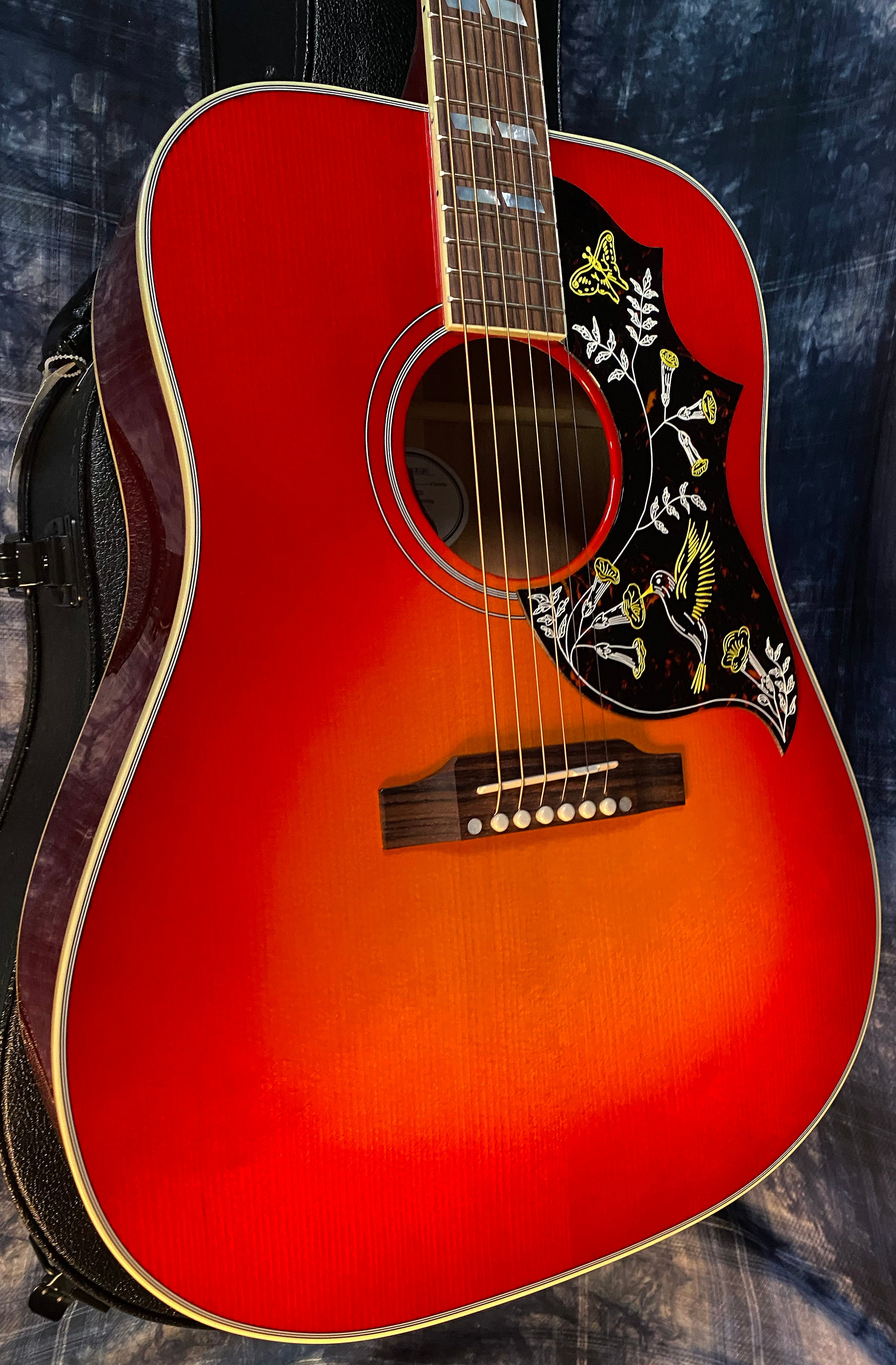 NEW! 2024 Gibson Hummingbird Standard Vintage Cherry Sunburst - Authorized Dealer - Warranty - 4.7lbs - G04383