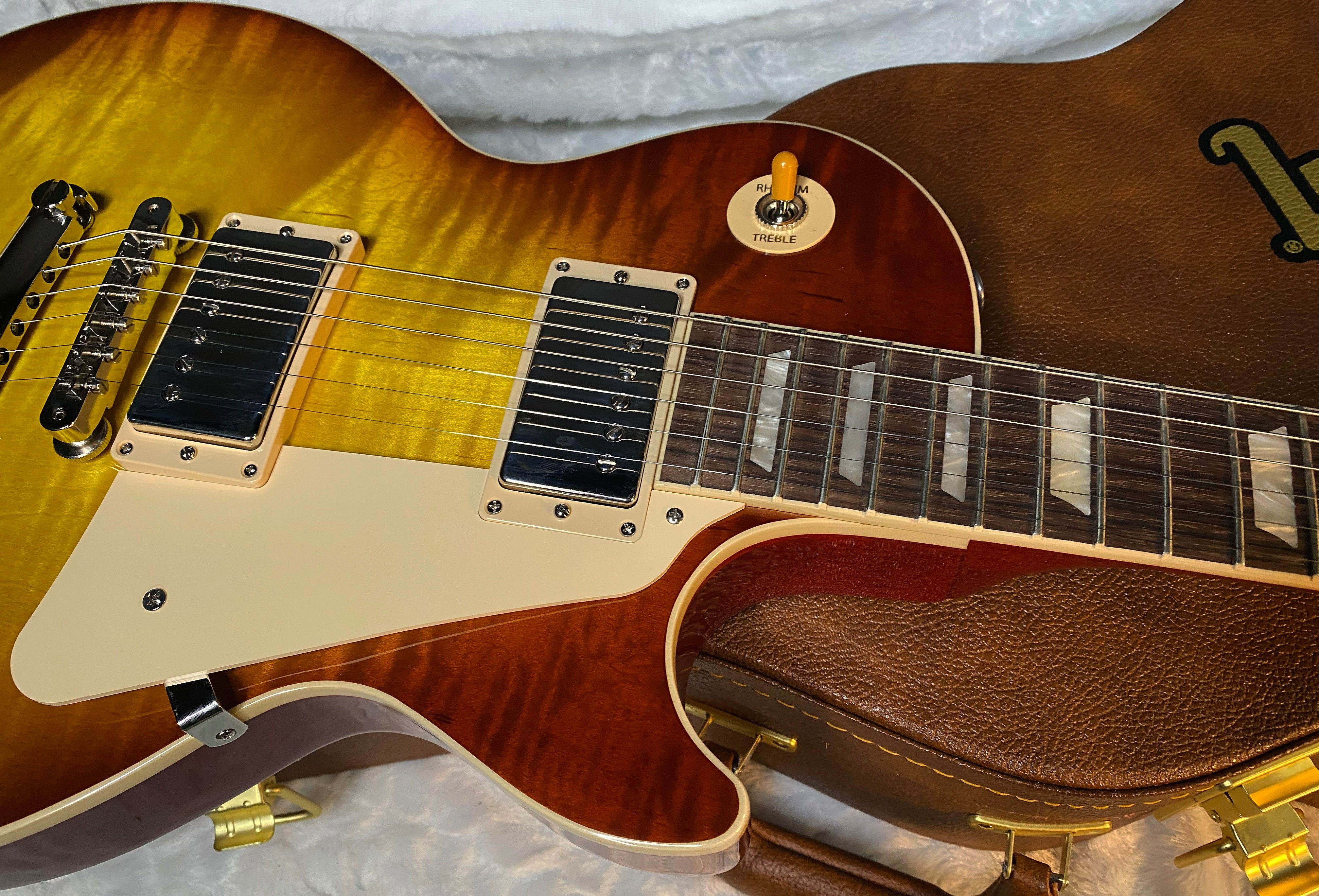 NEW! Gibson Les Paul 60's Standard Iced Tea - Authorized Dealer - Beautiful Flame Maple Top - 10.1 lbs - G05964