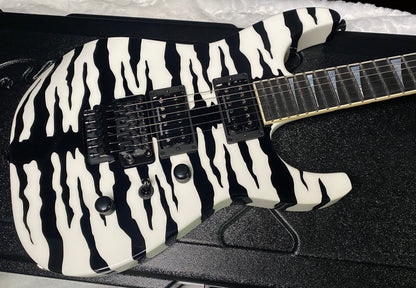 NEW ! Jackson Custom Shop SL2 Soloist Floyd Rose - Super RARE White Bengal Tiger Finish - Authorized Dealer - 7.9lbs - G07483
