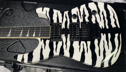 NEW ! Jackson Custom Shop SL2 Soloist Floyd Rose - Super RARE White Bengal Tiger Finish - Authorized Dealer - 7.9lbs - G07483