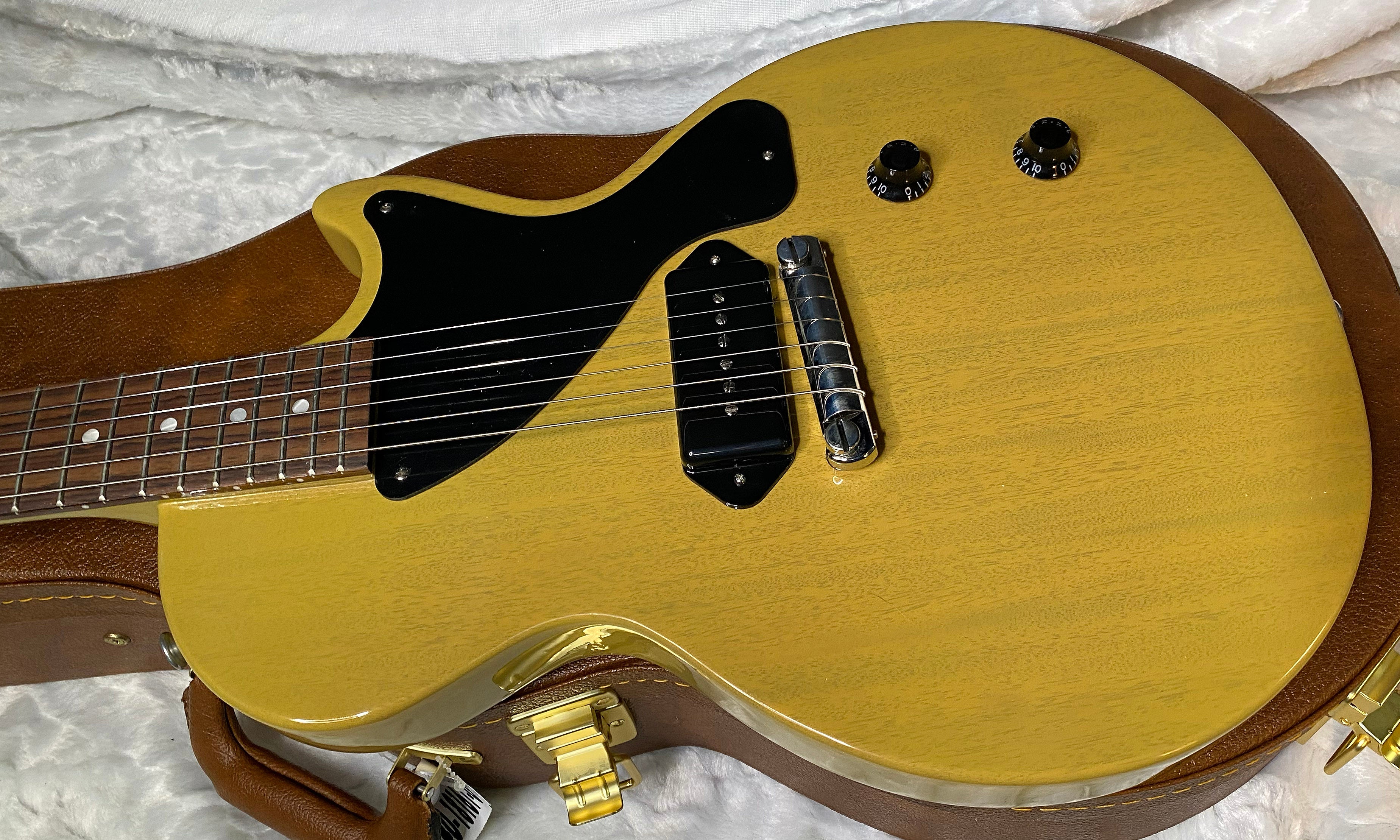 NEW! Gibson Les Paul Junior - TV Yellow - Authorized Dealer - 8.4 lbs - G05966