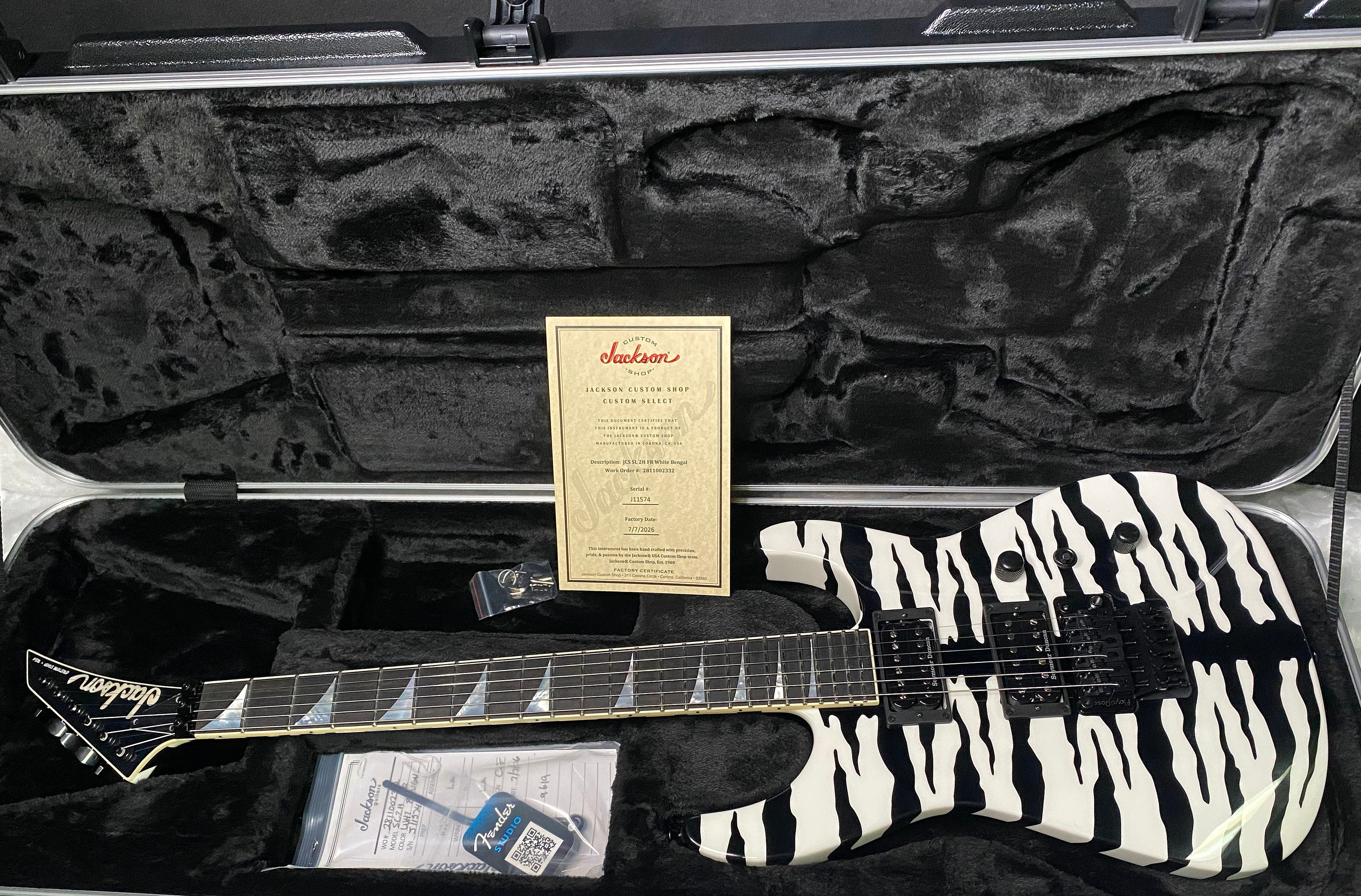 NEW ! Jackson Custom Shop SL2 Soloist Floyd Rose - Super RARE White Bengal Tiger Finish - Authorized Dealer - 7.9lbs - G07483