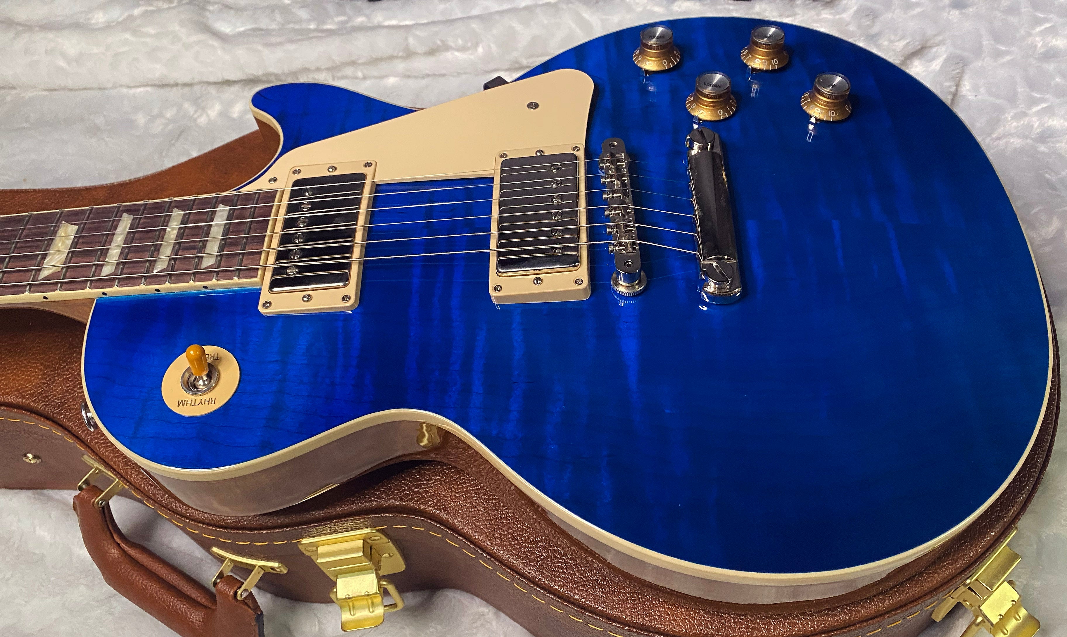 NEW ! Gibson Les Paul Standard '60s - AAA Flame - Viper Blue - Limited Edition - 9.4lbs - Beautiful Flame Top - Authorized Dealer - G07500