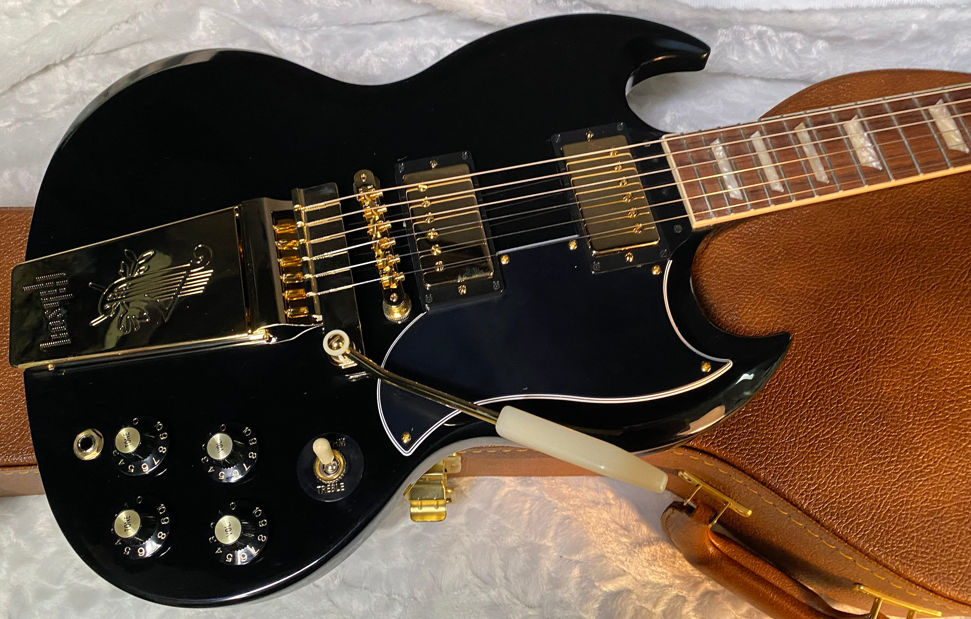 NEW ! Gibson LIMITED EDITION SG Standard '61 Maestro Vibrola - T-Type Pick-Ups - Gold Hardware - - Authorized Dealer - 7.25 lbs - G06027