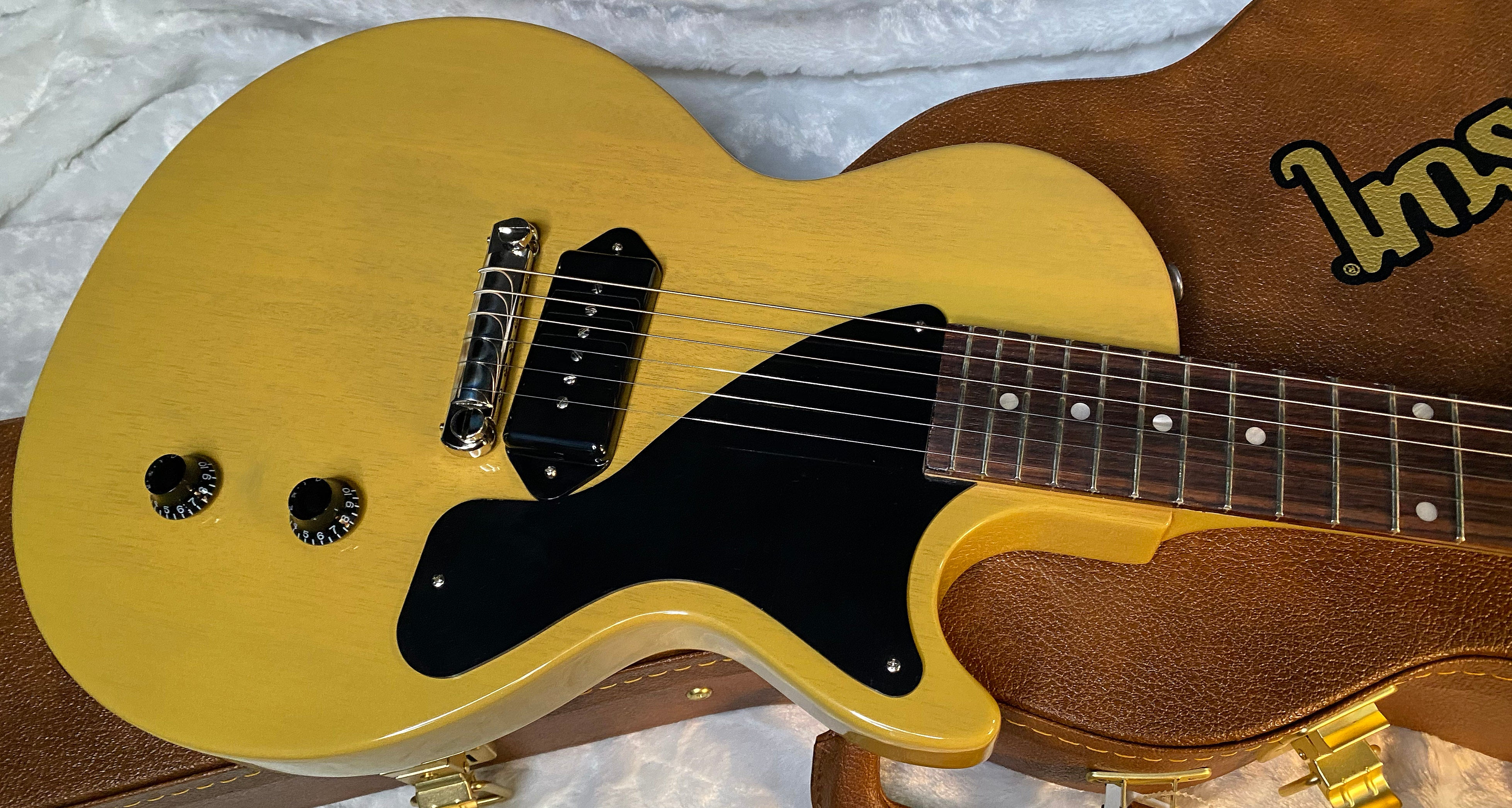 NEW! Gibson Les Paul Junior - TV Yellow - Authorized Dealer - 6.85 lbs - G06017