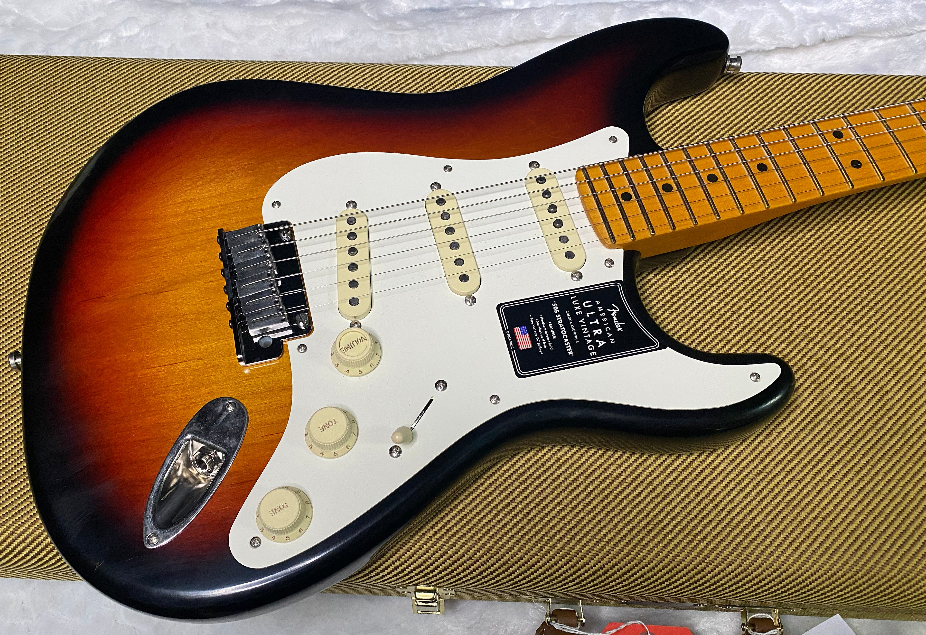 NEW! Fender  American Ultra Luxe Vintage '50s Stratocaster - 3-Color Sunburst - Authorized Dealer - Sunburst - 7.5lbs - G07492