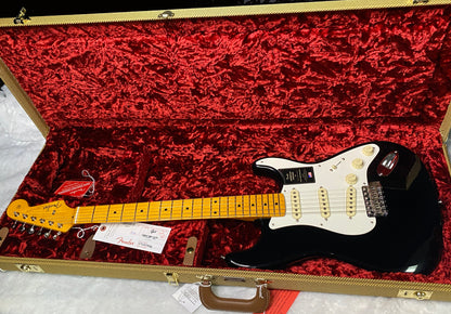 NEW ! Fender American Vintage II 1957 Stratocaster - Maple Fingerboard - Black - 7.5lbs - Authorized Dealer - G07486