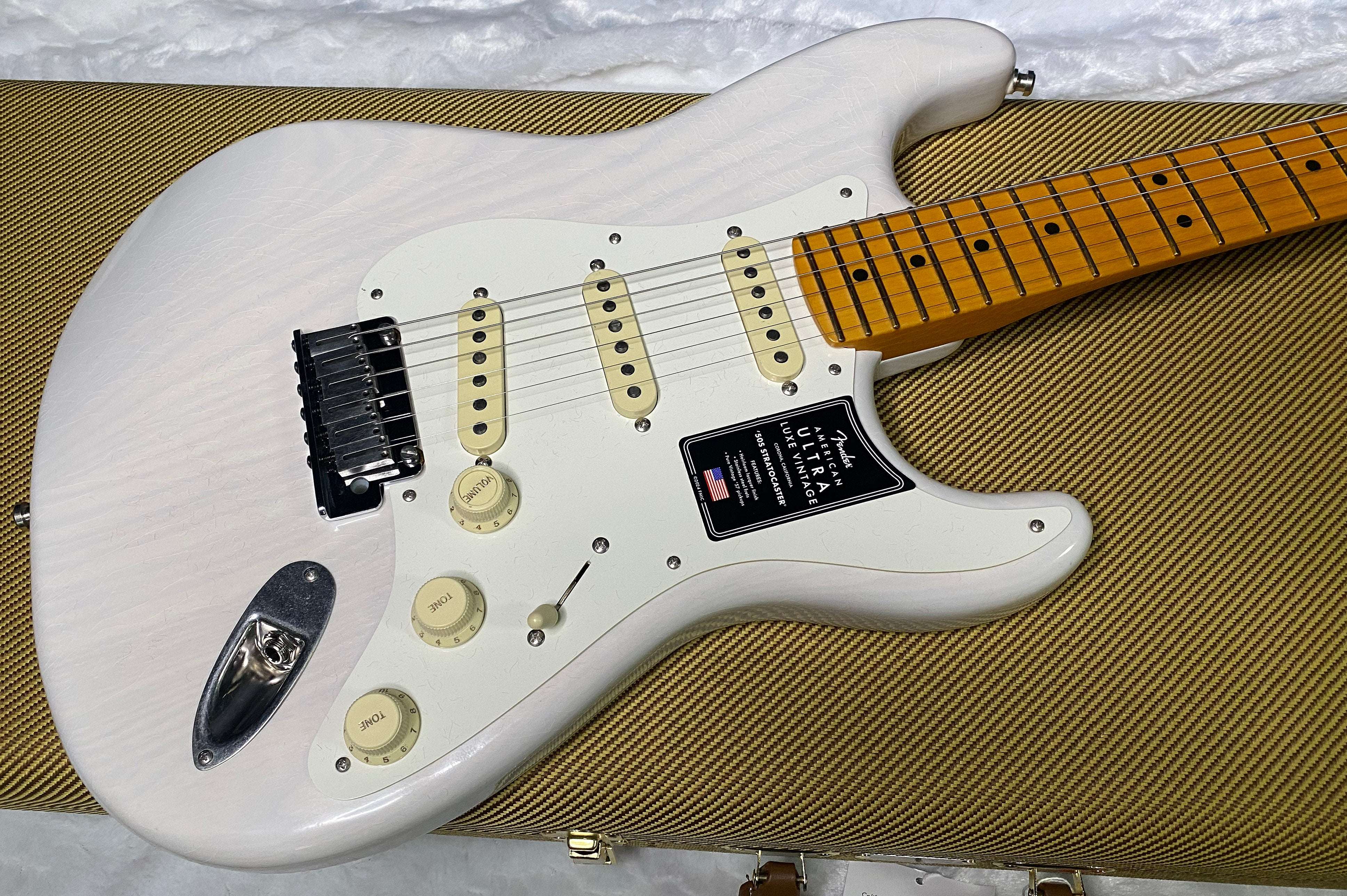 NEW ! Fender American Ultra Luxe Vintage '50s Stratocaster - White Blonde - Authorized Dealer - 7.9lbs - G07487