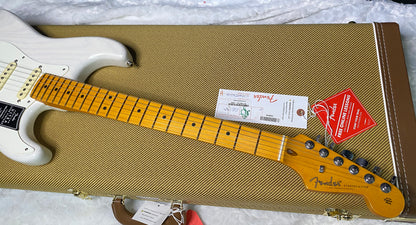 NEW ! Fender American Ultra Luxe Vintage '50s Stratocaster - White Blonde - Authorized Dealer - 7.9lbs - G07487
