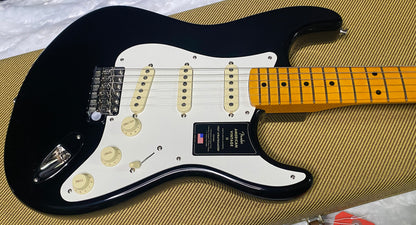 NEW ! Fender American Vintage II 1957 Stratocaster - Maple Fingerboard - Black - 7.5lbs - Authorized Dealer - G07485