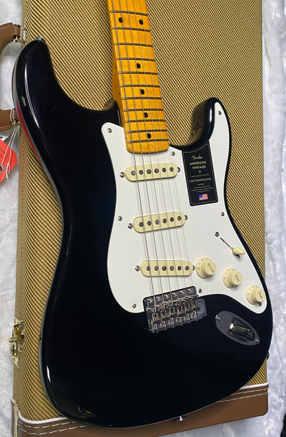 NEW ! Fender American Vintage II 1957 Stratocaster - Maple Fingerboard - Black - 7.5lbs - Authorized Dealer - G07485