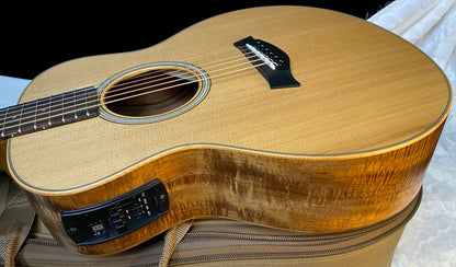 NEW! Taylor GS Mini-e LTD AAA Figured Koa - Natural - Authorized Dealer - Absolutely Beautiful! 3.8lbs - Gig Bag - Authorized Dealer - G06051