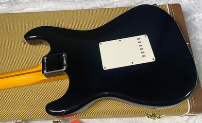 NEW ! Fender American Vintage II 1957 Stratocaster - Maple Fingerboard - Black - 7.5lbs - Authorized Dealer - G07485