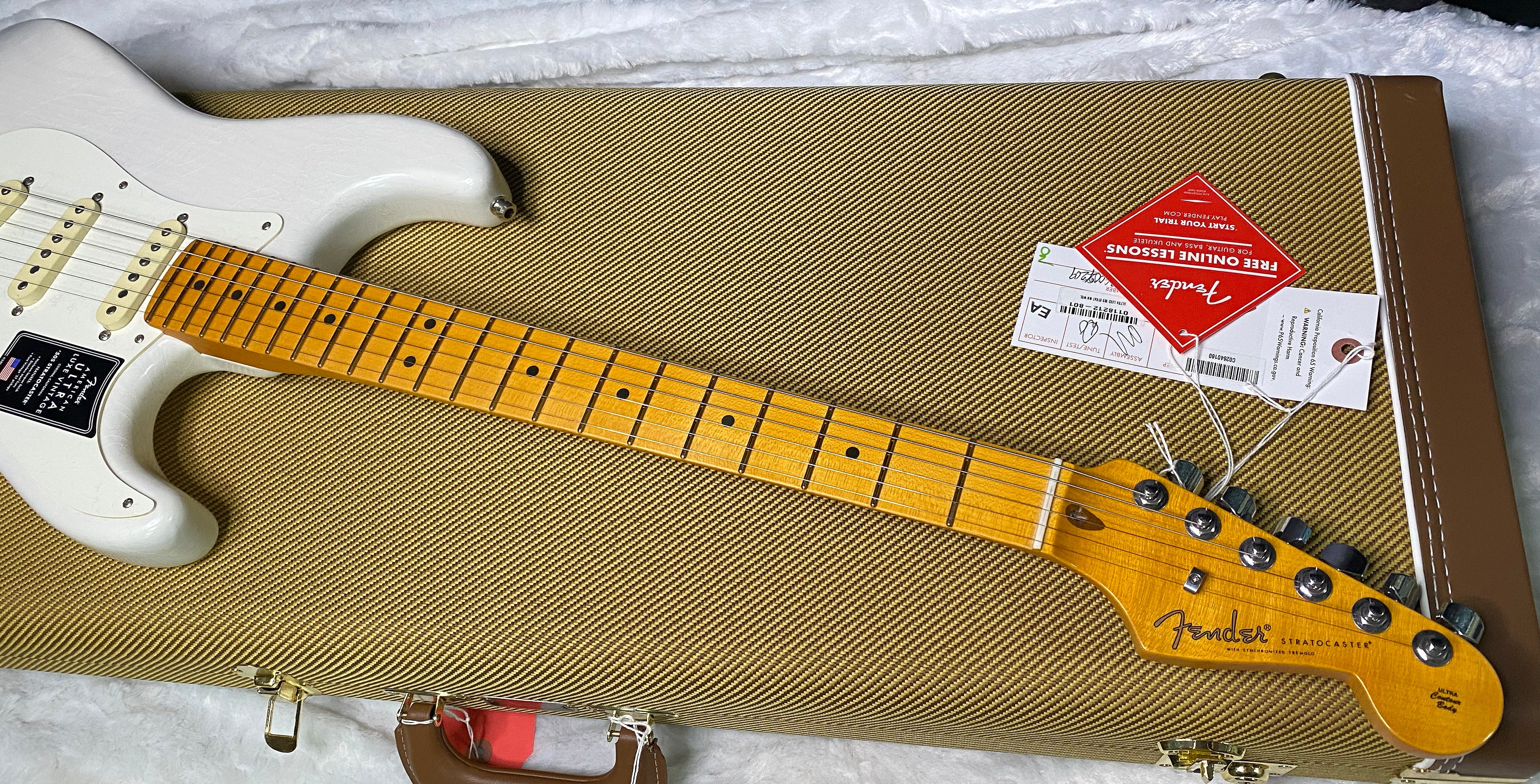 NEW ! Fender American Ultra Luxe Vintage '50s Stratocaster - White Blonde - Authorized Dealer - 7.9lbs - G07494