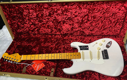 NEW ! Fender American Ultra Luxe Vintage '50s Stratocaster - White Blonde - Authorized Dealer - 7.9lbs - G07494