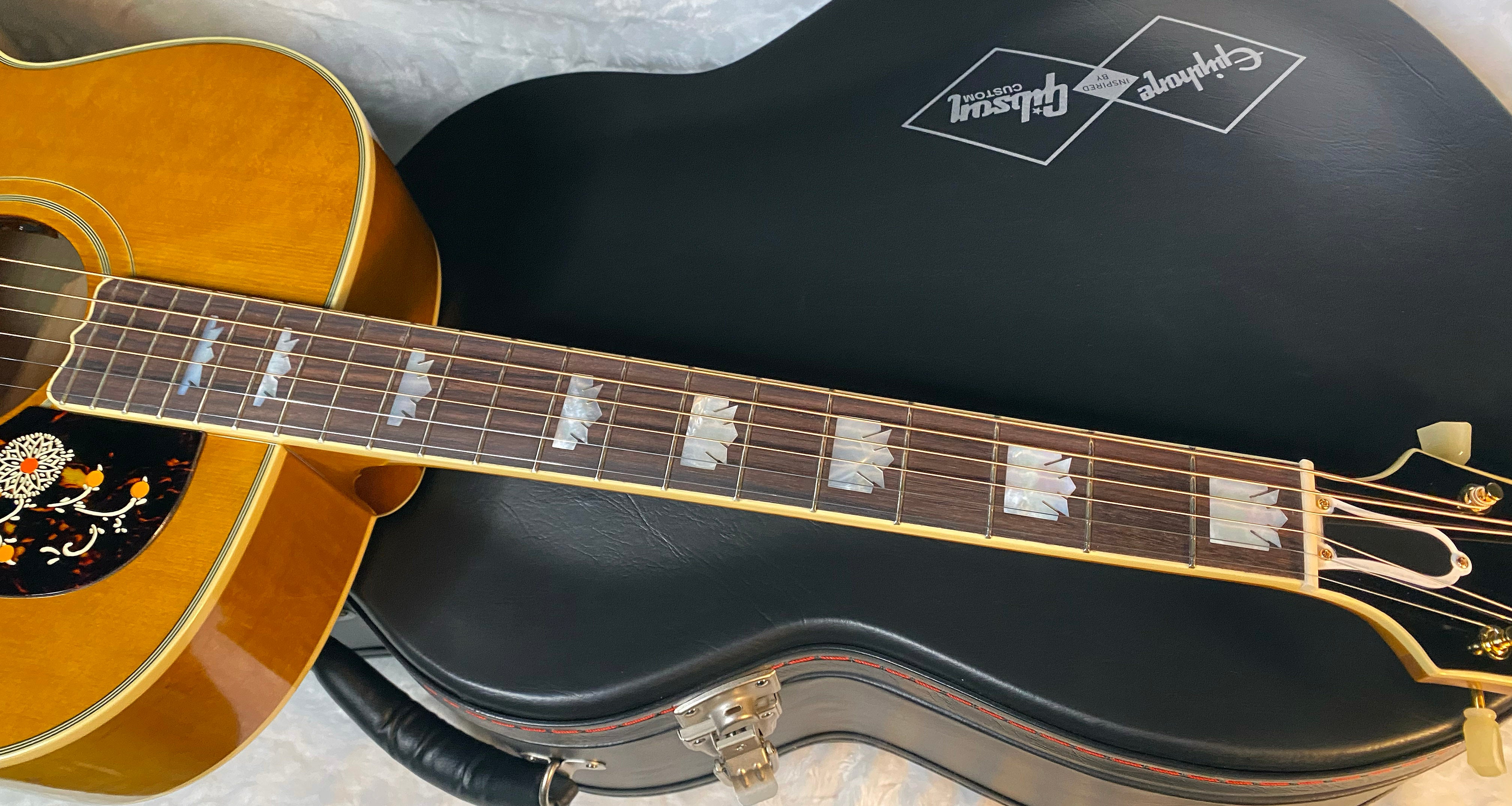 NEW ! Epiphone Inspired by 1957 Gibson SJ-200 J-200 Original Case - Authorized Dealer - 5.3lbs - G05401