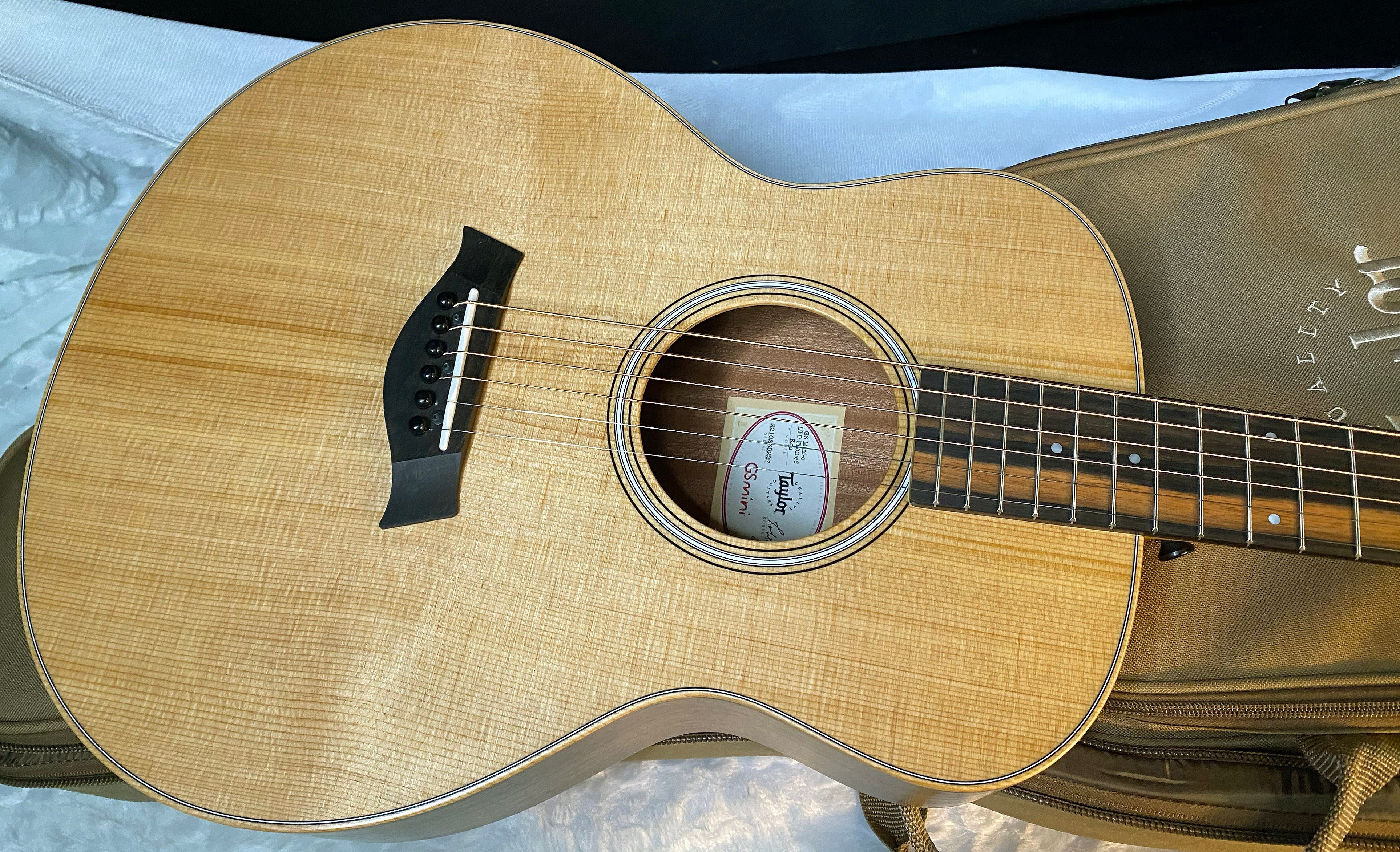 NEW! Taylor GS Mini-e LTD AAA Figured Koa - Natural - Authorized Dealer - Absolutely Beautiful! 3.7lbs - Gig Bag - Authorized Dealer - G06046