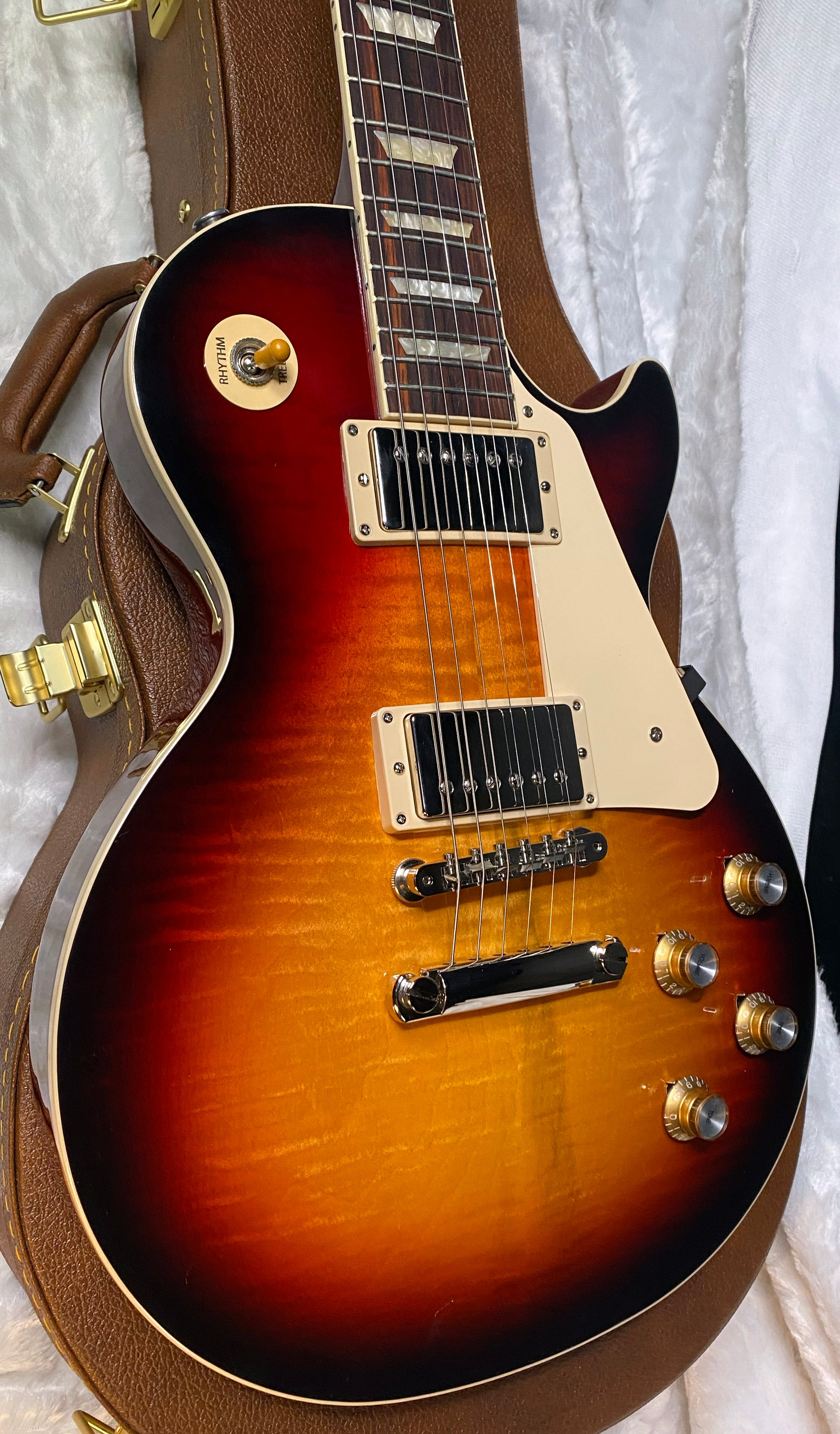NEW! Gibson Les Paul 60's Standard - TriBurst - Limited Edition - Authorized Dealer - AAA Flame Maple Top - Only 8.7 lbs - G06105