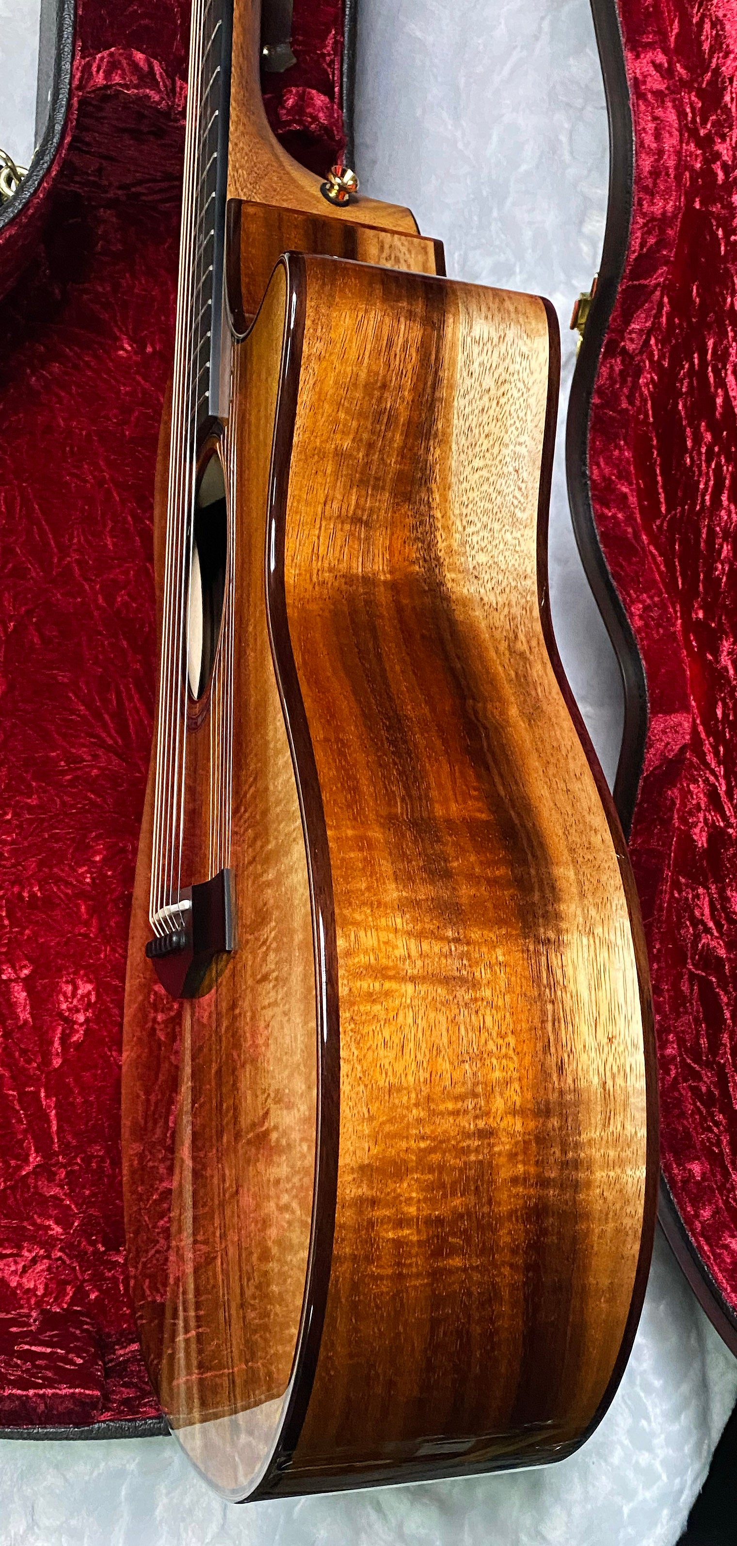 NEW! Taylor Custom 724ce Acoustic-Electric Guitar - Natural Gloss - AAAAA Hand Picked Koa - 4.6lbs - WOW! Authorized Dealer - G07513