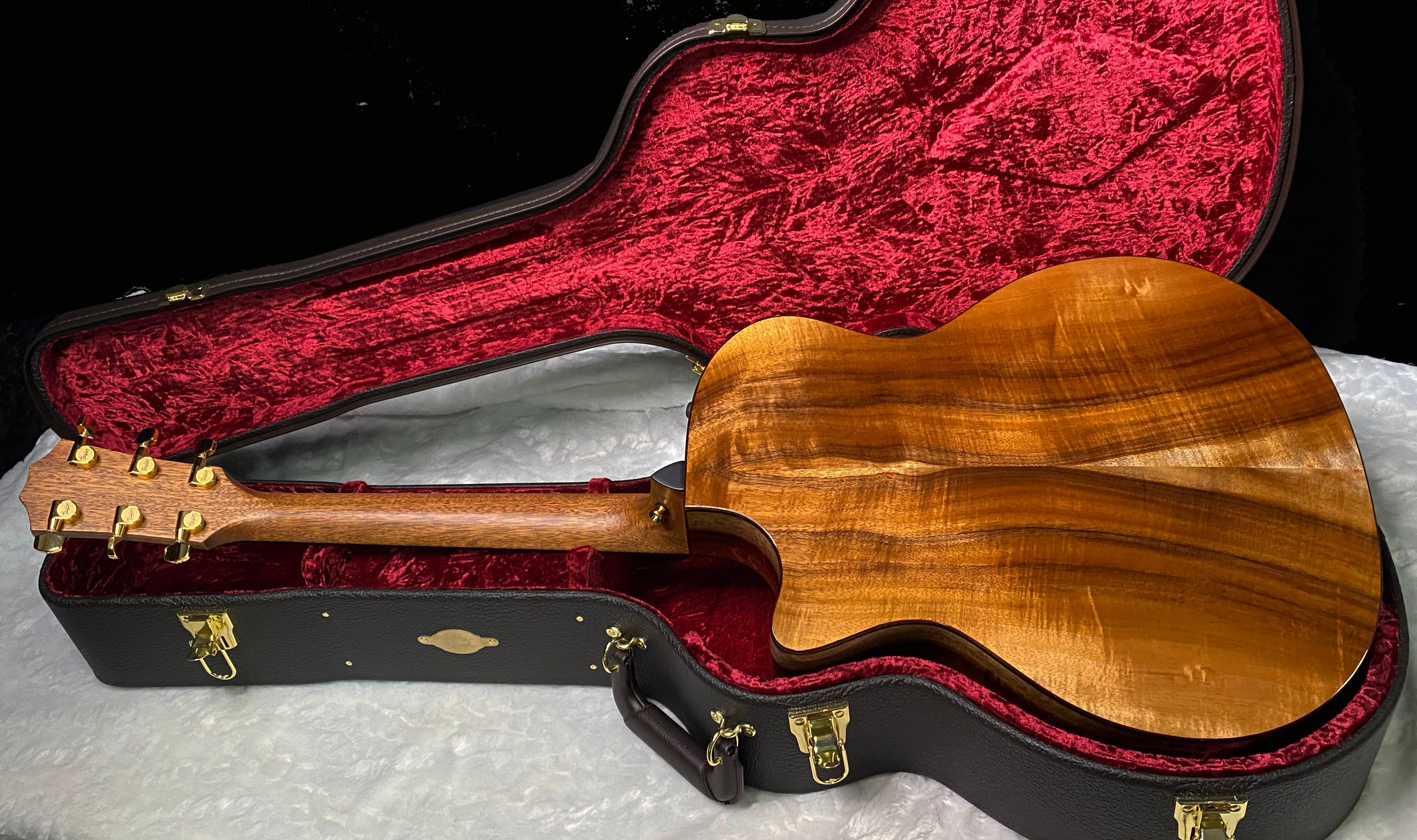NEW! Taylor Custom 724ce Acoustic-Electric Guitar - Natural Gloss - AAAAA Hand Picked Koa - 4.6lbs - WOW! Authorized Dealer - G07513
