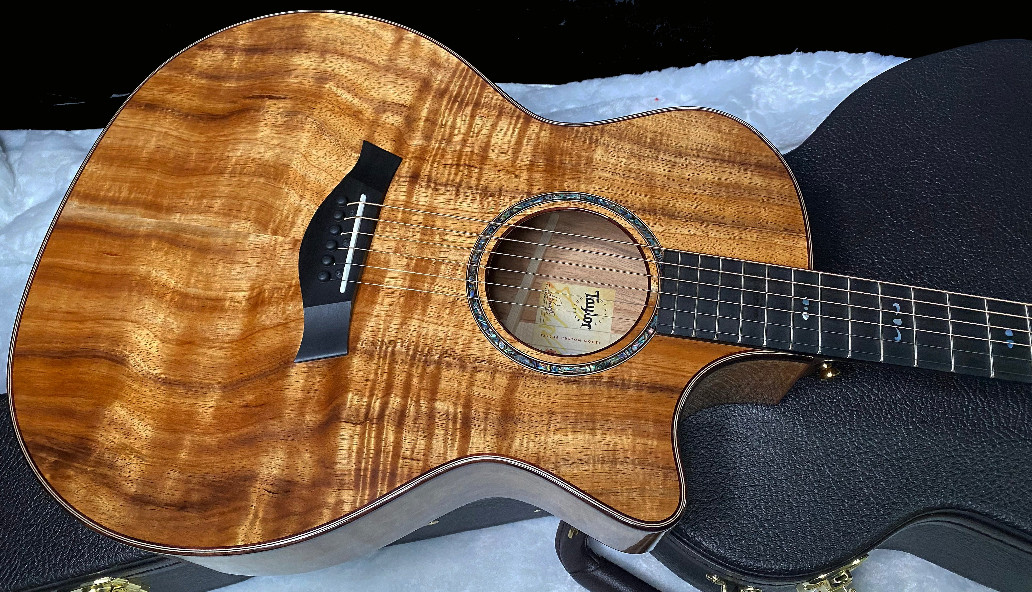 NEW! Taylor Custom 724ce Acoustic-Electric Guitar - Natural Gloss - AAAAA Hand Picked Koa - 4.8lbs - WOW! Authorized Dealer - G07515