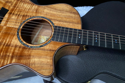 NEW! Taylor Custom 724ce Acoustic-Electric Guitar - Natural Gloss - AAAAA Hand Picked Koa - 4.8lbs - WOW! Authorized Dealer - G07515