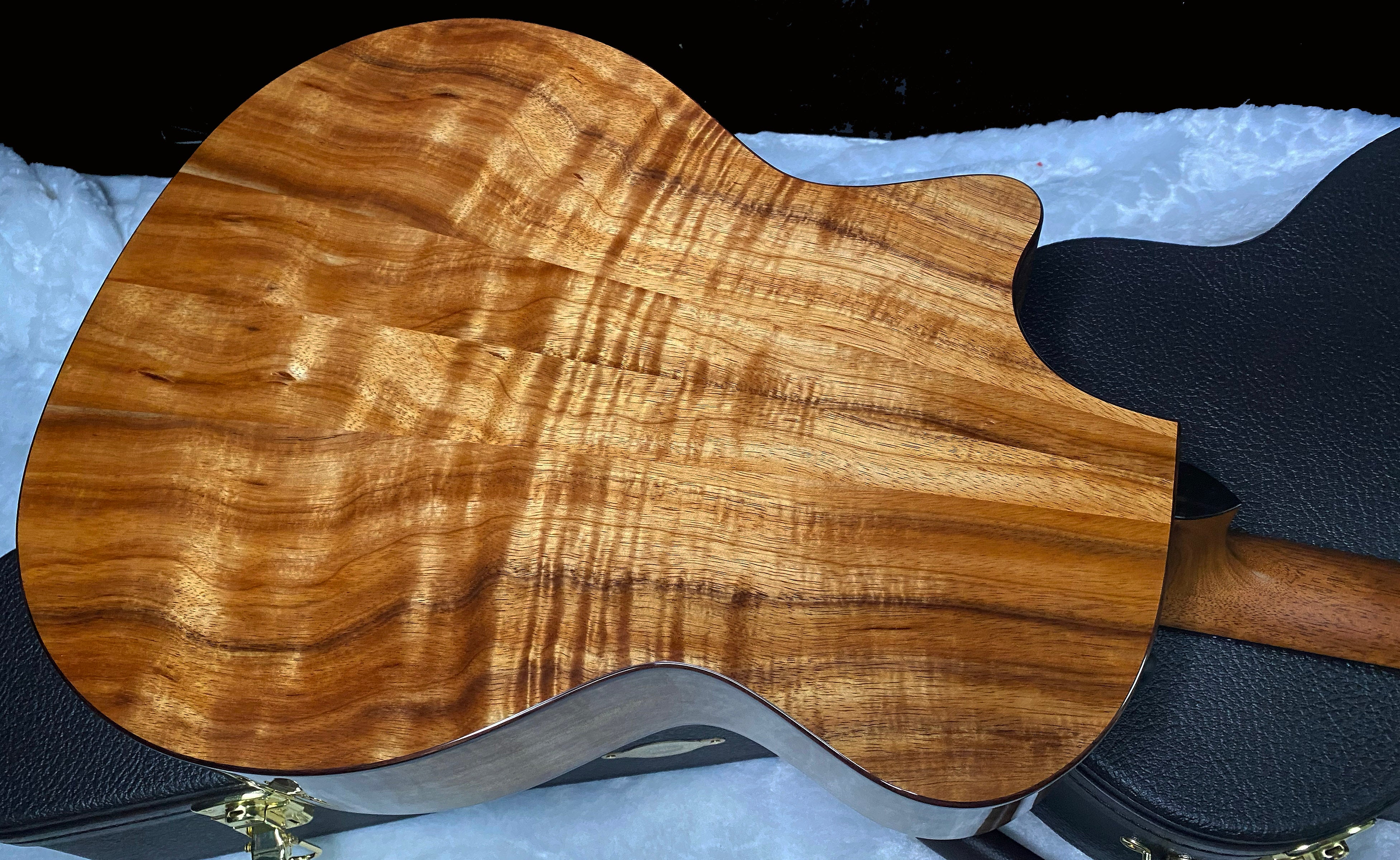 NEW! Taylor Custom 724ce Acoustic-Electric Guitar - Natural Gloss - AAAAA Hand Picked Koa - 4.8lbs - WOW! Authorized Dealer - G07515