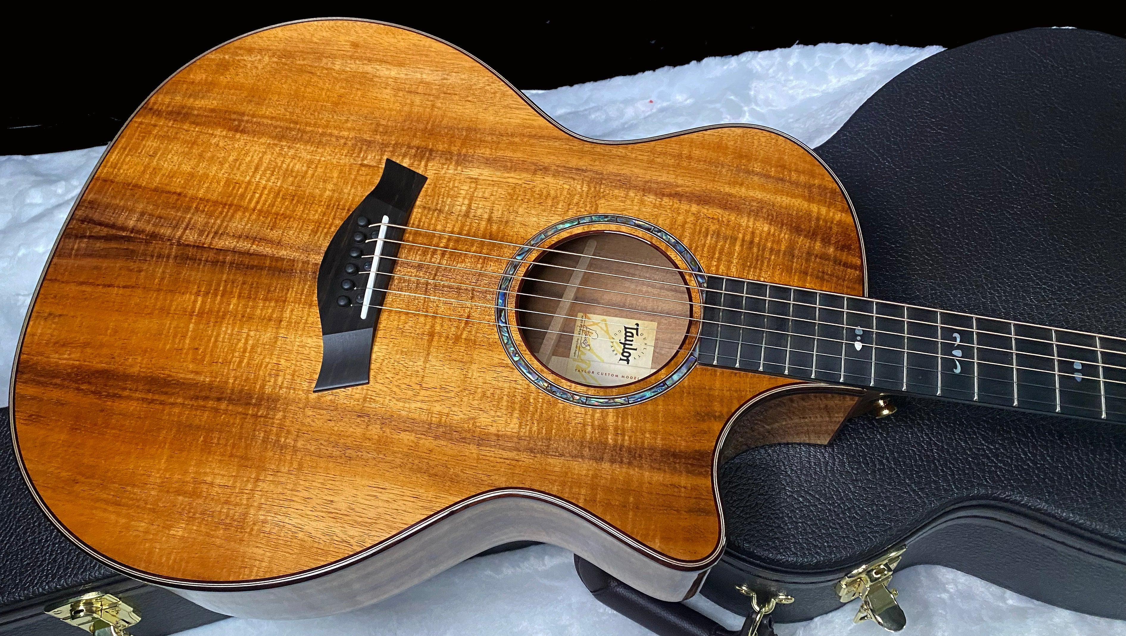 NEW! Taylor Custom 724ce Acoustic-Electric Guitar - Natural Gloss - AAAAA Hand Picked Koa - 4.7lbs - WOW! Authorized Dealer - G07514