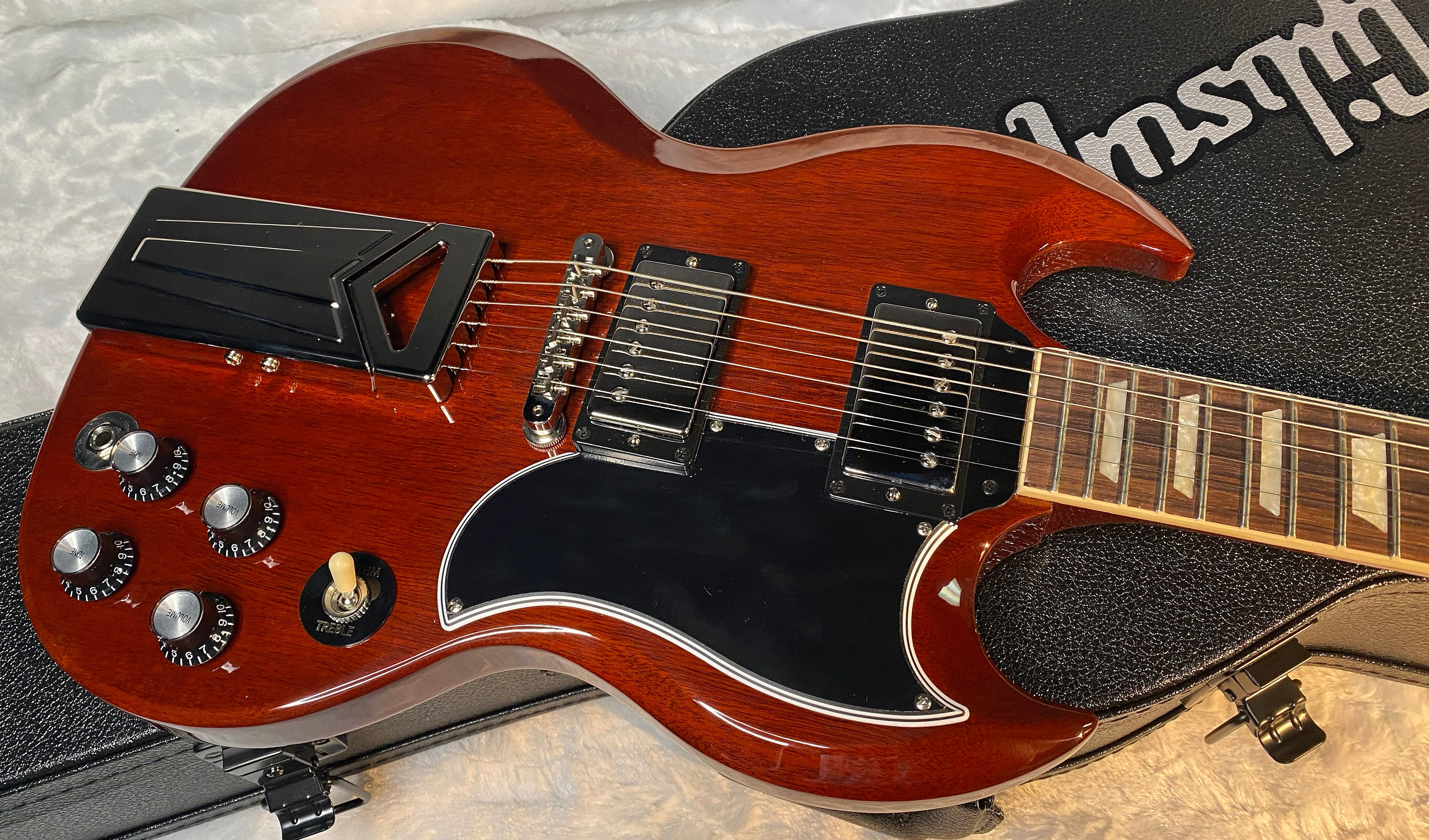 NEW ! Gibson Gibson USA: Jake Kiszka SG Standard Limited Edition - Faded Cherry - 7 lbs - Greta Van Fleet - Authorized Dealer - G06812