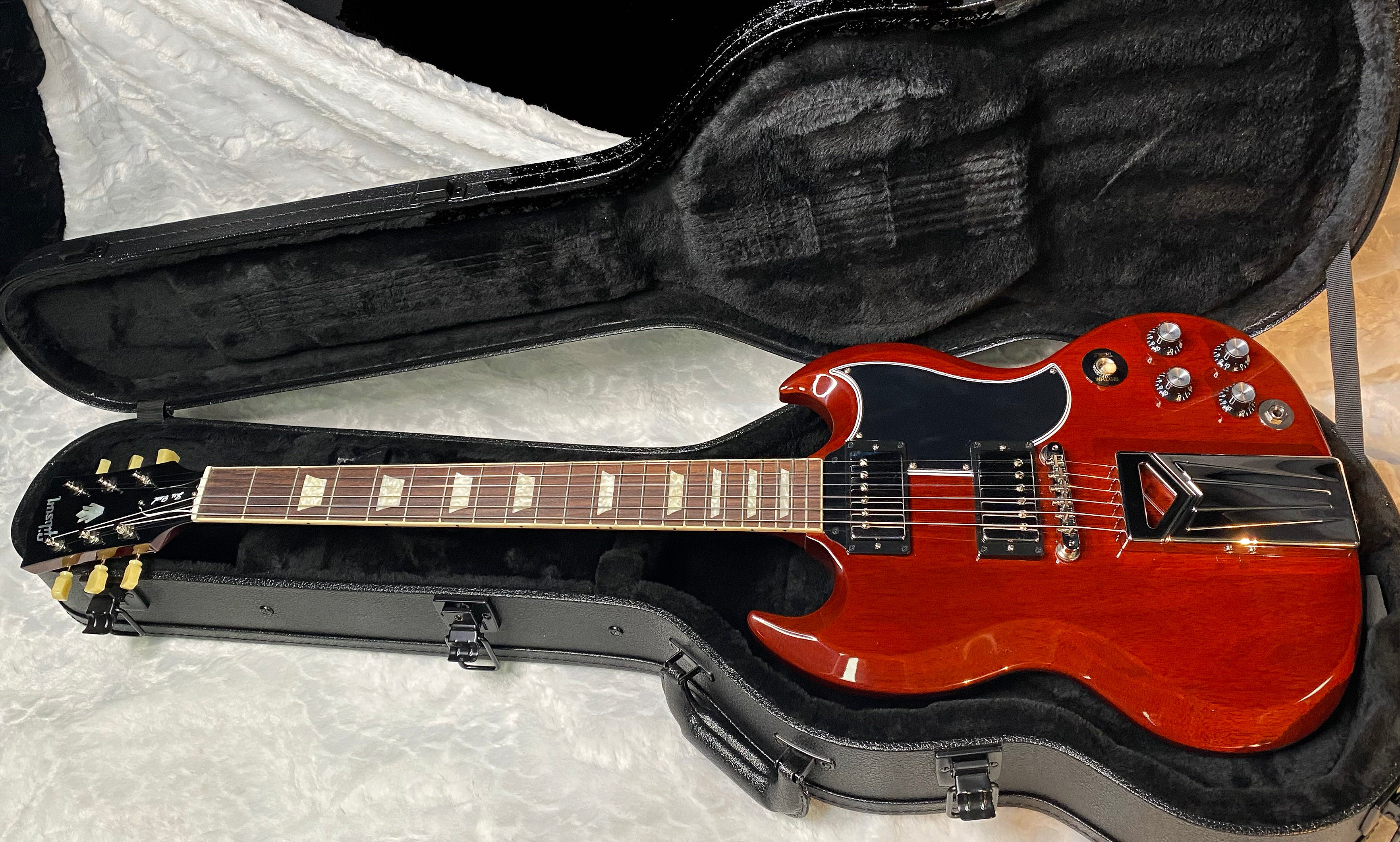 NEW ! Gibson Gibson USA: Jake Kiszka SG Standard Limited Edition - Faded Cherry - 7 lbs - Greta Van Fleet - Authorized Dealer - G06812