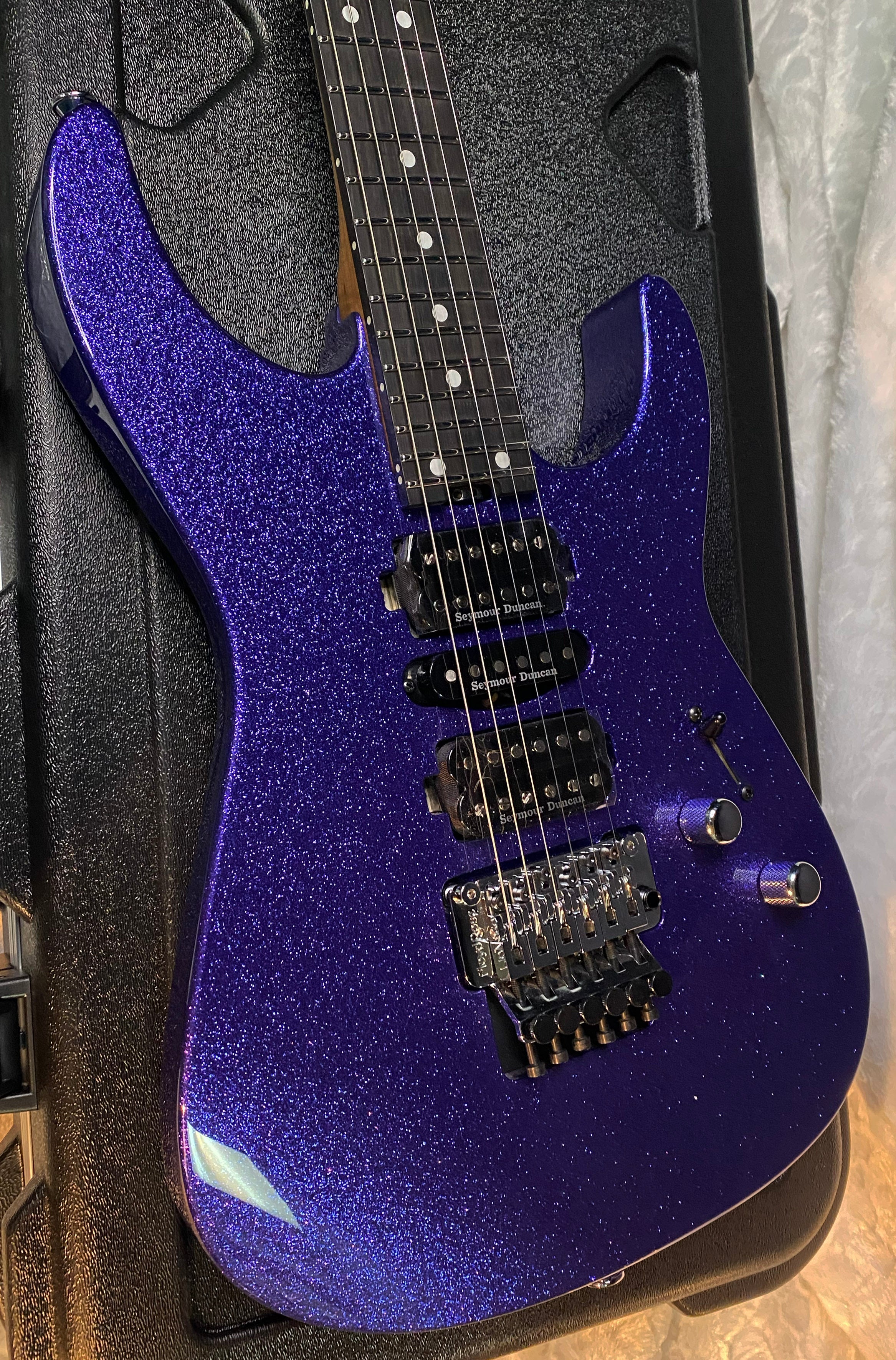 NEW ! Jackson Custom Shop Dinky HSH - Roasted Maple Fretboard - DK - Purple Sparkle - Authorized Dealer - 8.35 lbs - G06855