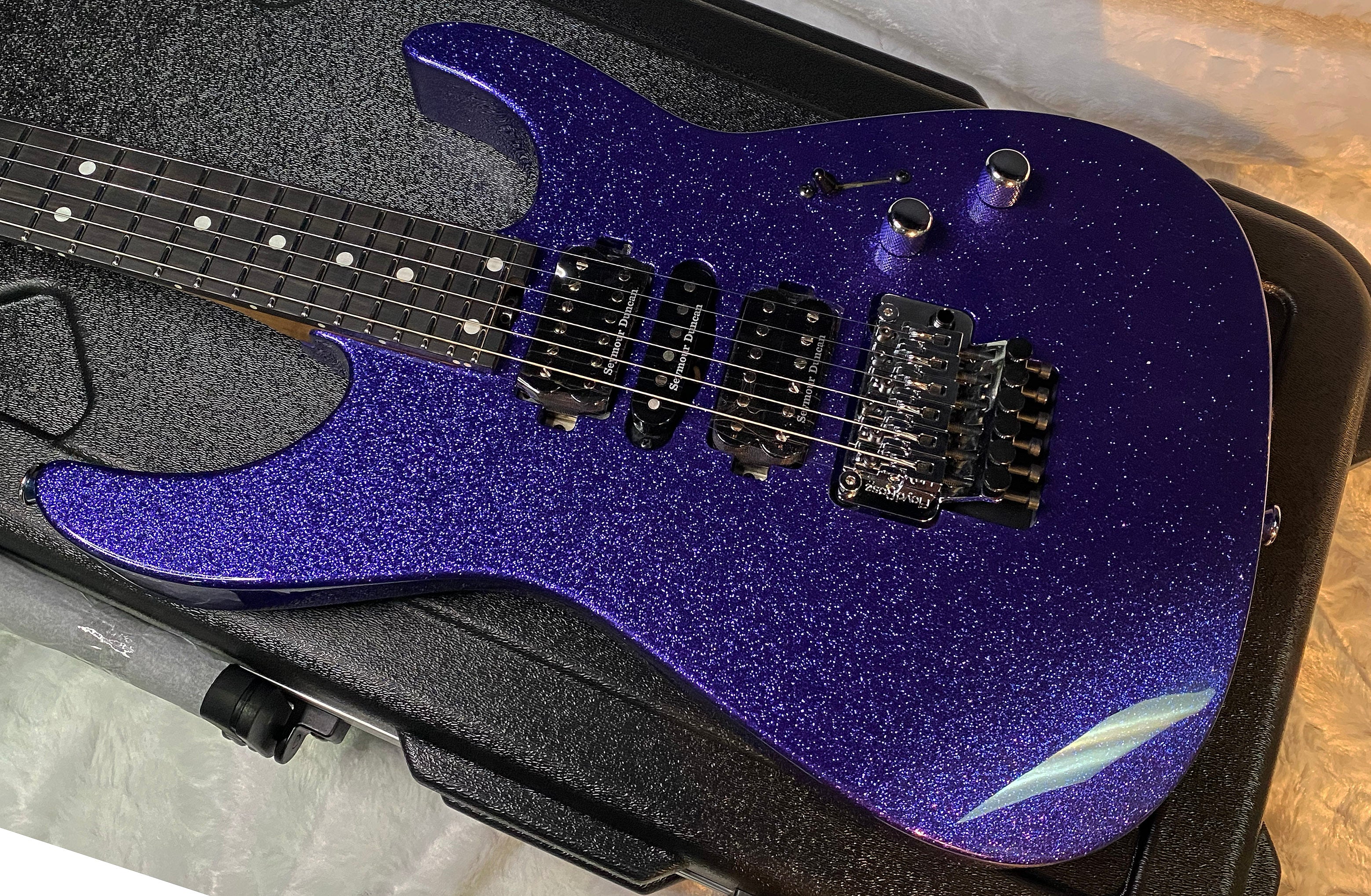 NEW ! Jackson Custom Shop Dinky HSH - Roasted Maple Fretboard - DK - Purple Sparkle - Authorized Dealer - 8.35 lbs - G06855