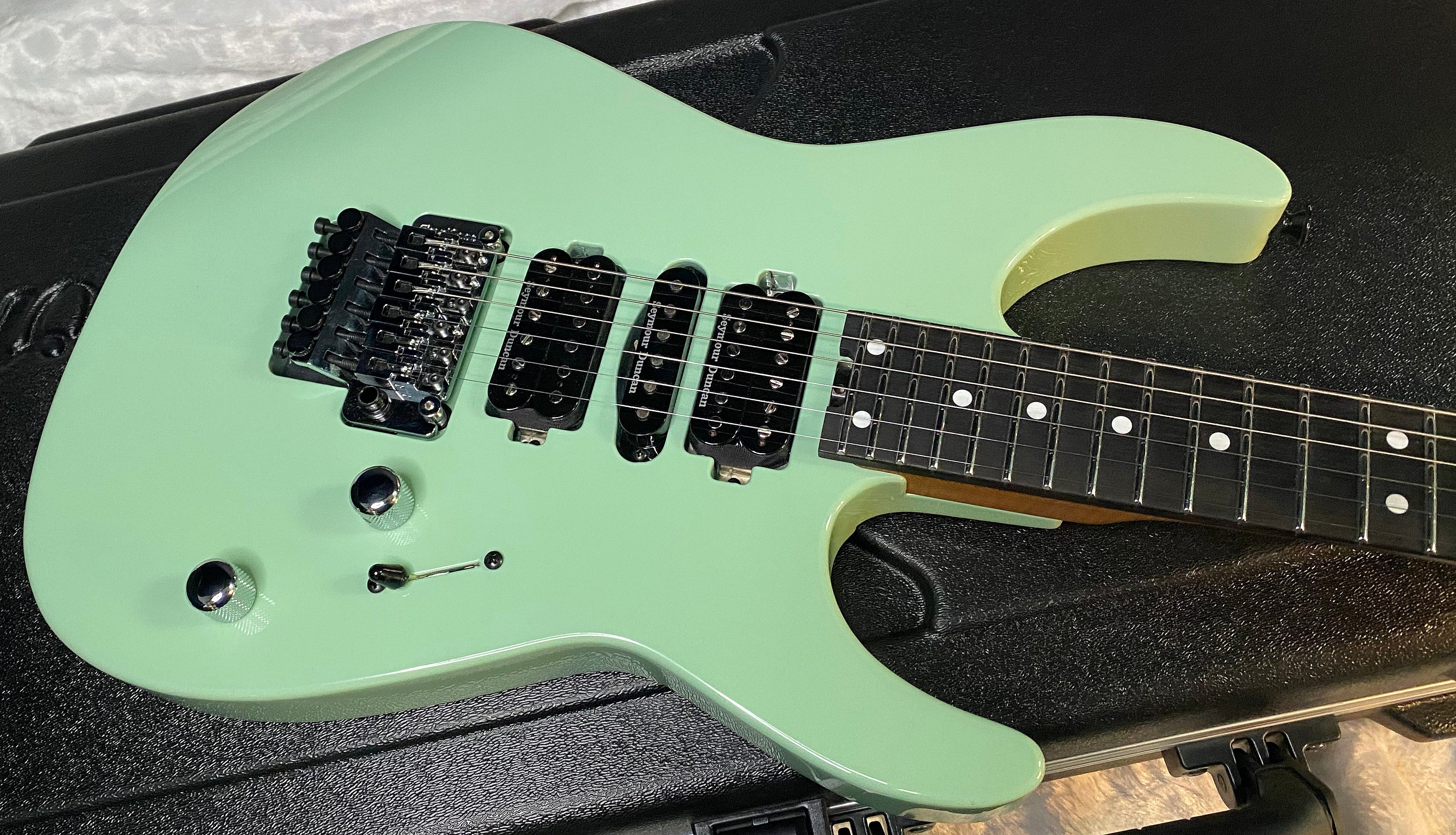 NEW ! Jackson Custom Shop Dinky HSH - Roasted Maple Neck & Ebony Fretboard - DK - Surf Green - Authorized Dealer - 8.1 lbs - G06853