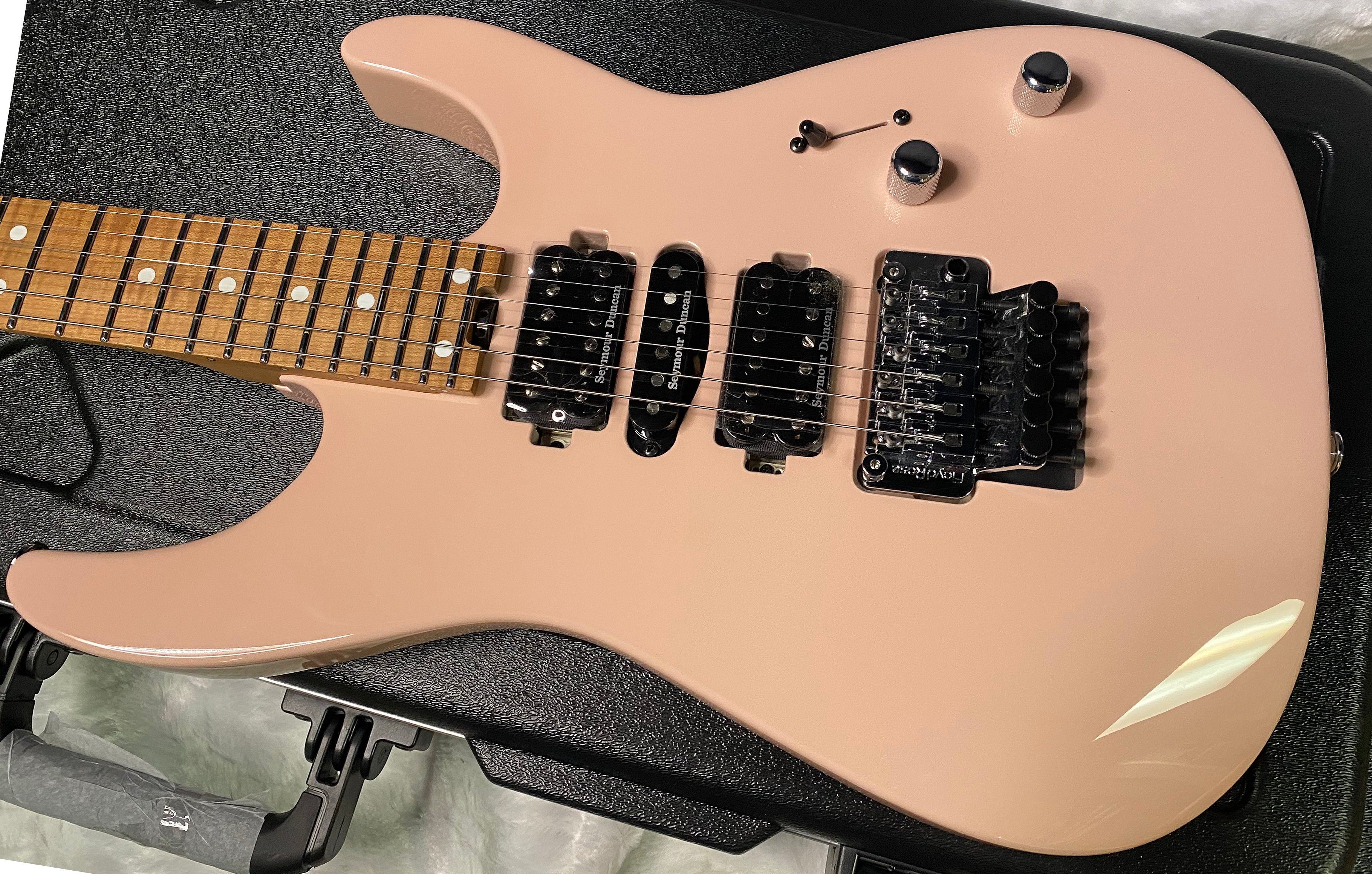 NEW ! Jackson Custom Shop Dinky HSH - Roasted Maple Neck & Fretboard - DK - Shell Pink - Authorized Dealer - 8.1 lbs - G06854