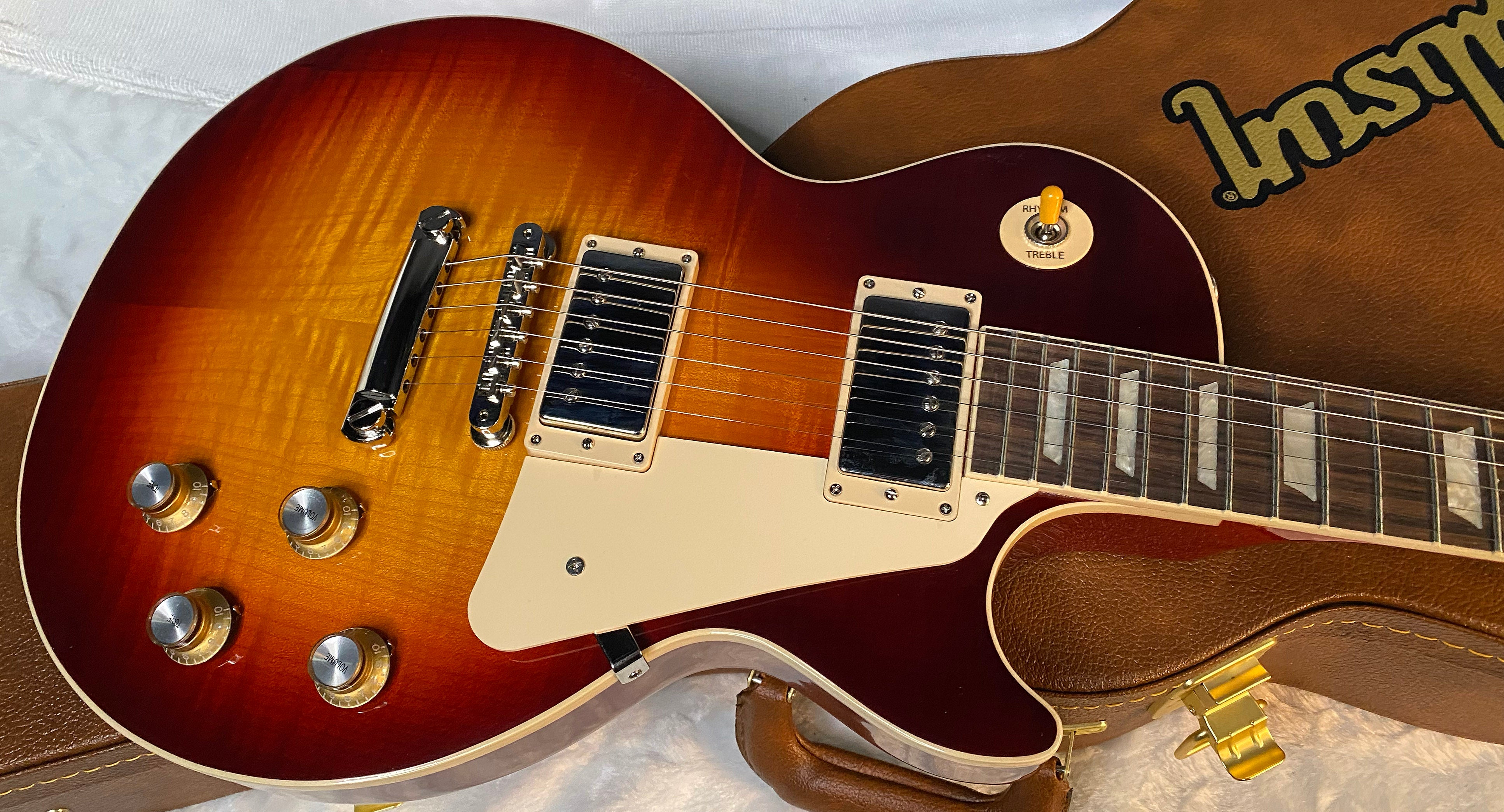 NEW! Gibson Les Paul Standard '60s Bourbon Burst - Authorized Dealer - 9.5 lbs - G06081