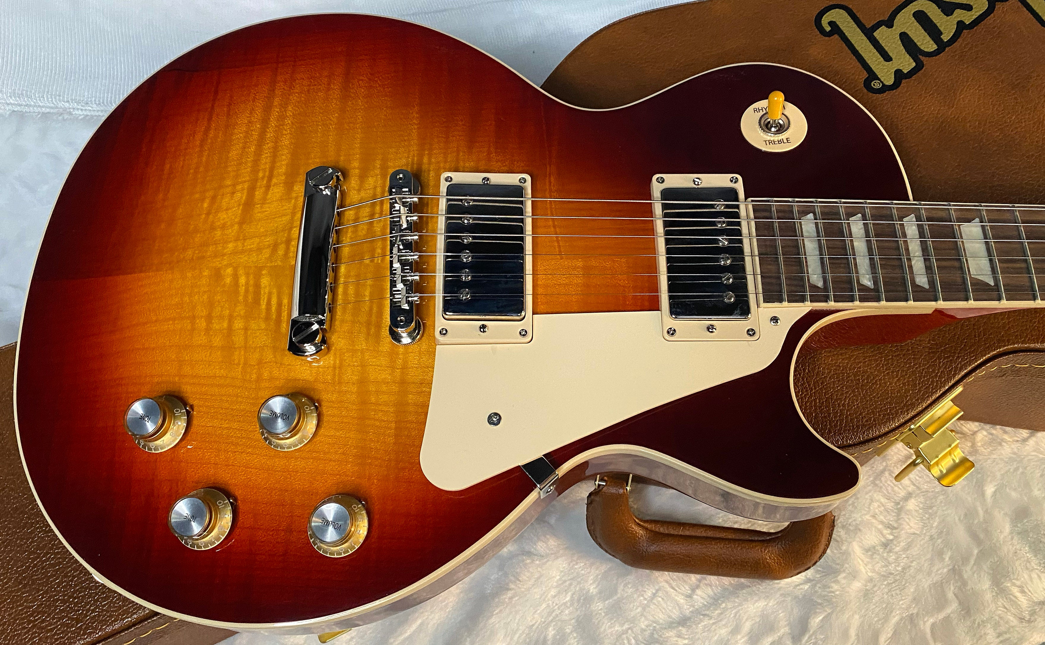 NEW! Gibson Les Paul Standard '60s Bourbon Burst - Authorized Dealer - 9.5 lbs - G06081