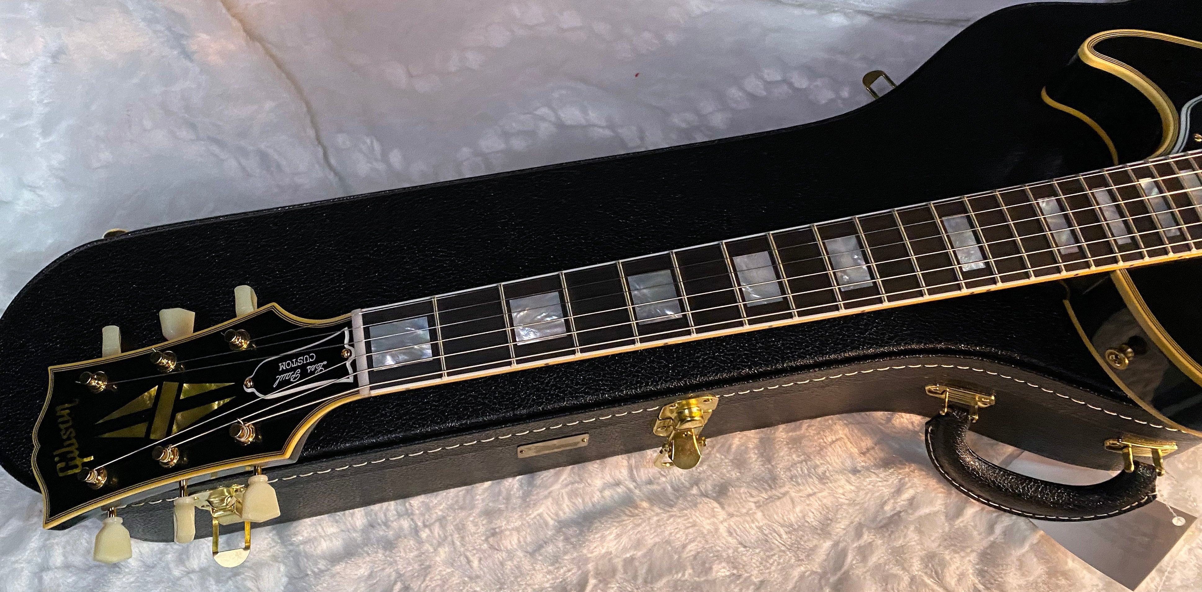 NEW! Gibson Custom Shop Historic 3-Pickup '57 Les Paul Custom Black Beauty Reissue - Ebony VOS - Authorized Dealer - Only 9.45 lbs! G06071