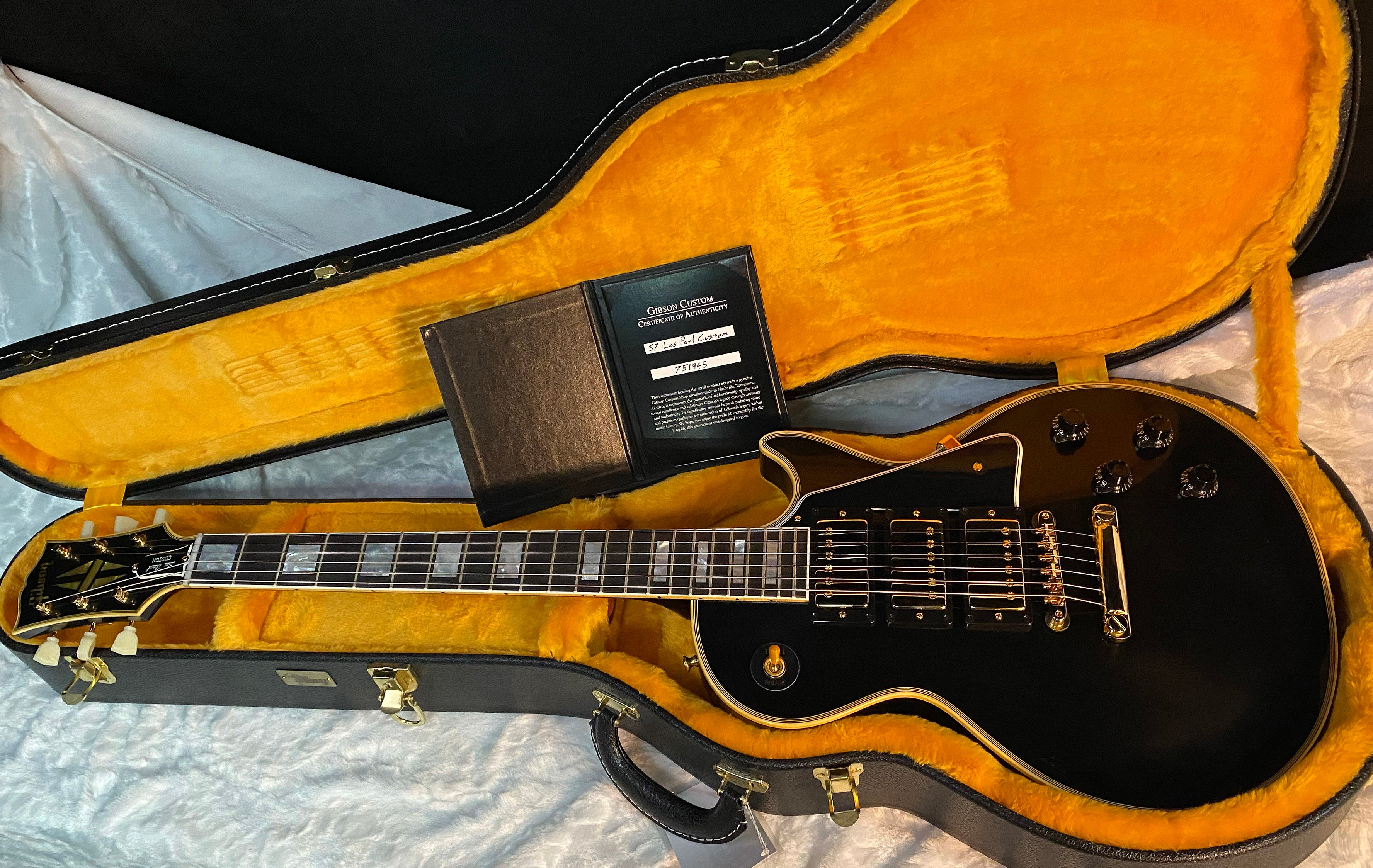 NEW! Gibson Custom Shop Historic 3-Pickup '57 Les Paul Custom Black Beauty Reissue - Ebony VOS - Authorized Dealer - Only 9.45 lbs! G06071