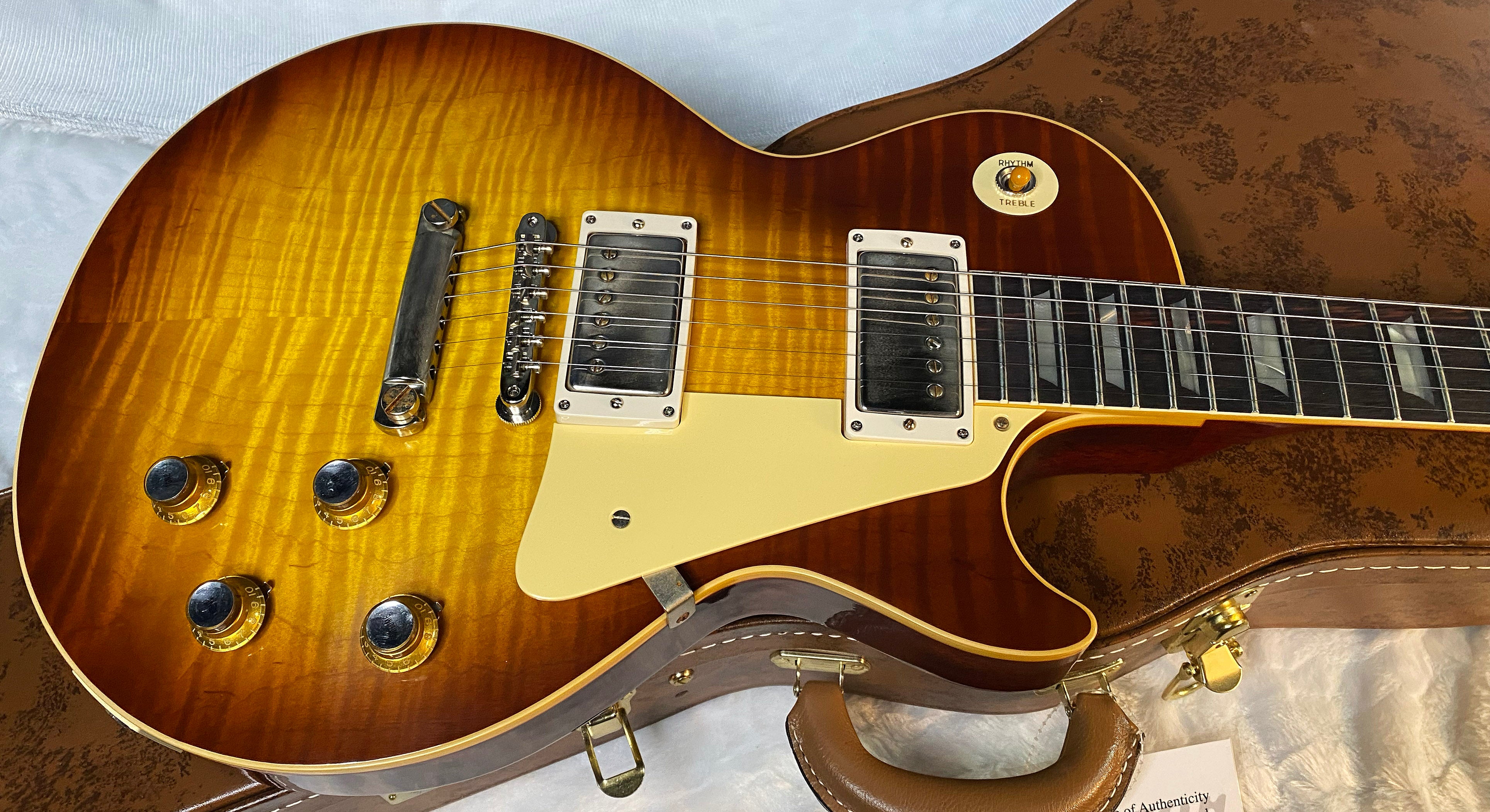 NEW! Gibson Custom 1960 Les Paul Standard Reissue VOS - Iced Tea Burst - Authorized Dealer - ONLY 8.35 lbs - G06067