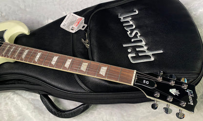 NEW ! Gibson SG Standard - Classic White Finish - Original Gibson Leather Gig Bag - Authorized Dealer - Only 6lbs - G06827