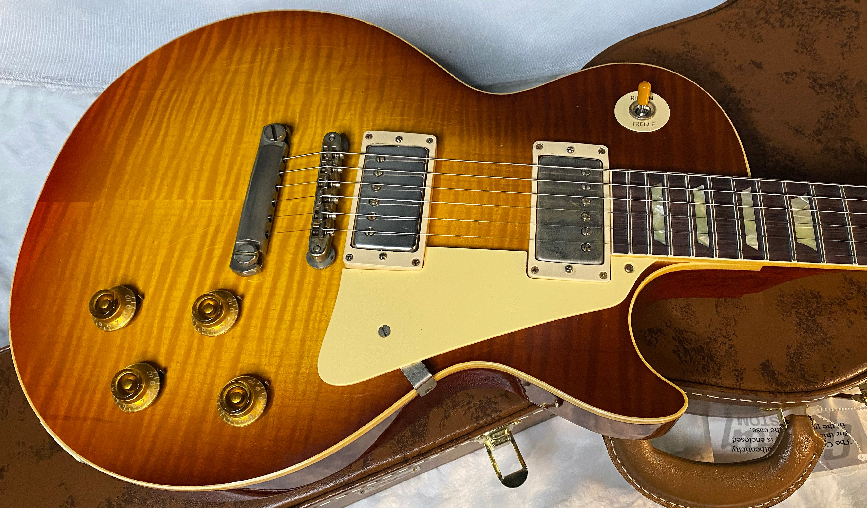 NEW ! Gibson Custom Shop 1959 Les Paul - Royal Teaburst - Murphy Lab Light Aged - Authorized Dealer - Hand Picked Flame Top - VOS - 8.2 lbs - G06066